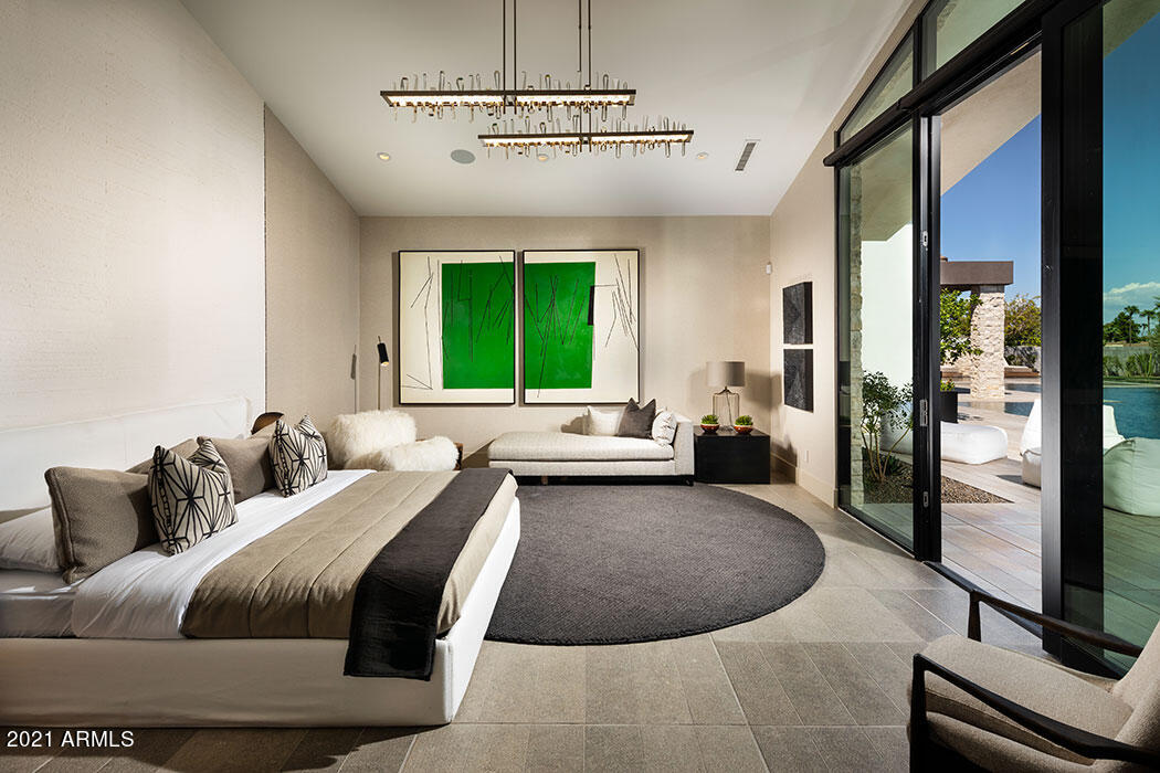 RITZ-CARLTON PARCEL B - Residential