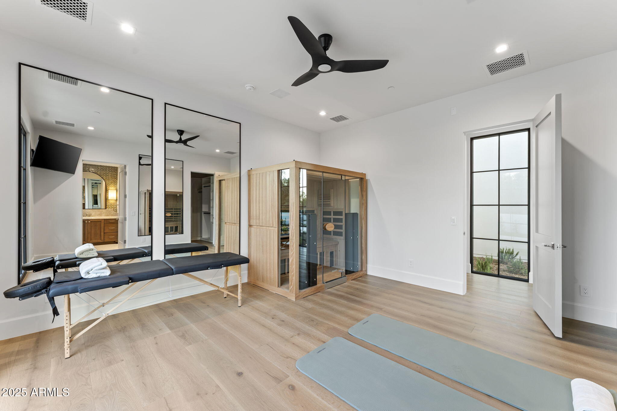 PARADISE COUNTRY CLUB ESTATES - Residential