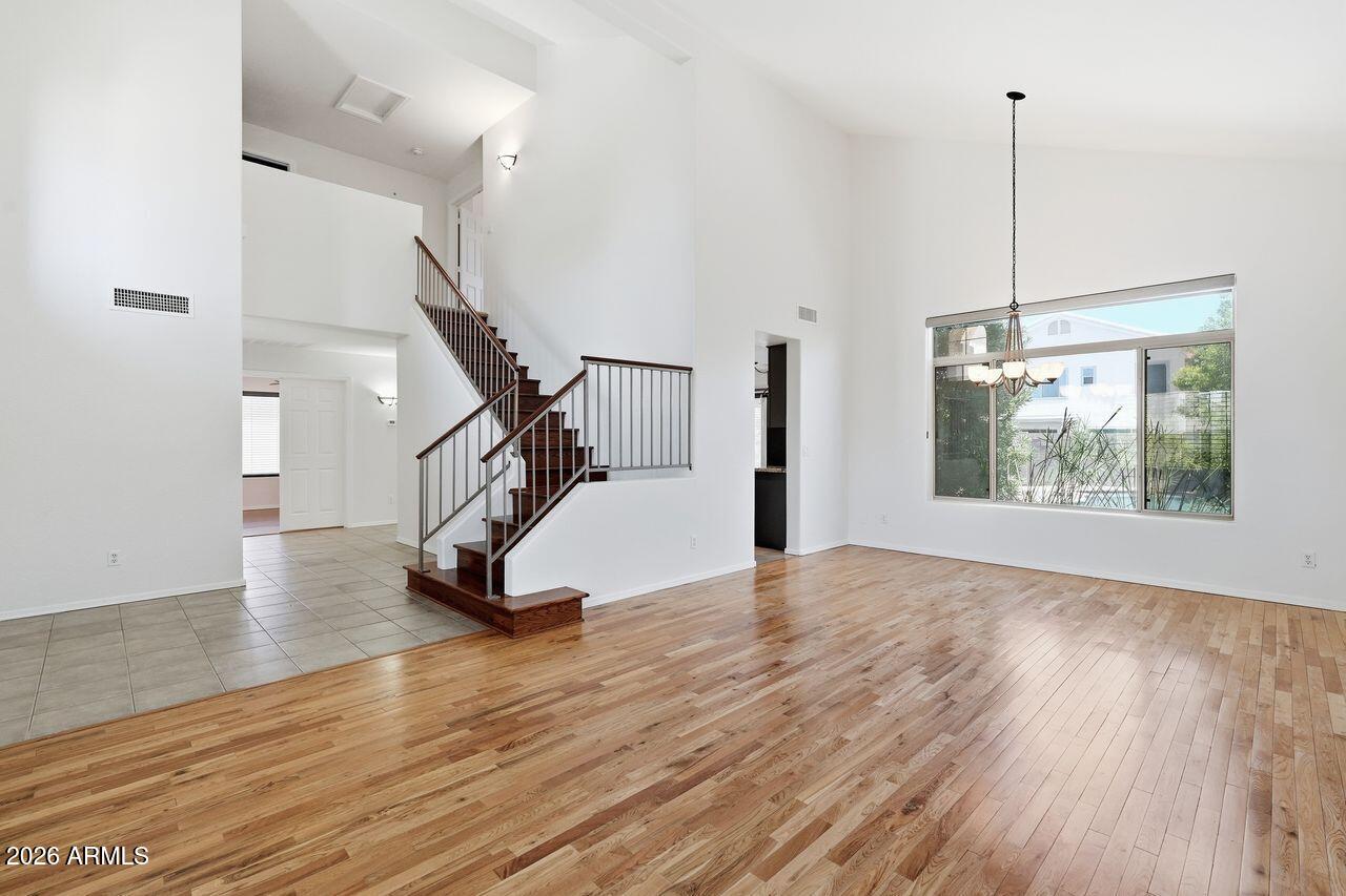 SILVER CREEK - Residential