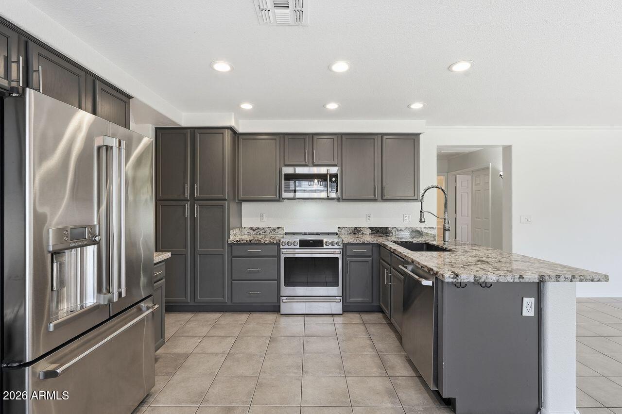 SILVER CREEK - Residential
