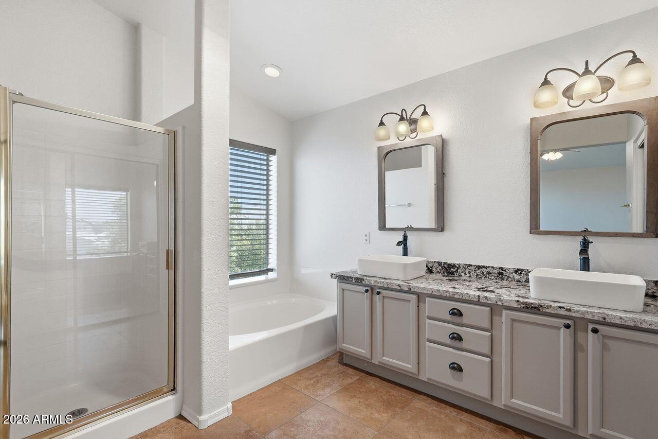 SILVER CREEK - Residential
