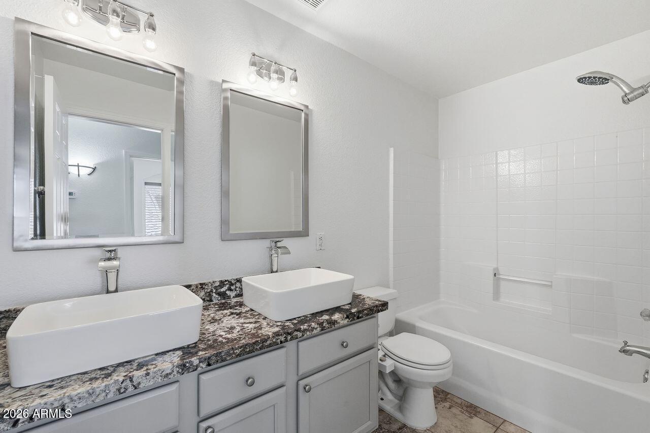 SILVER CREEK - Residential