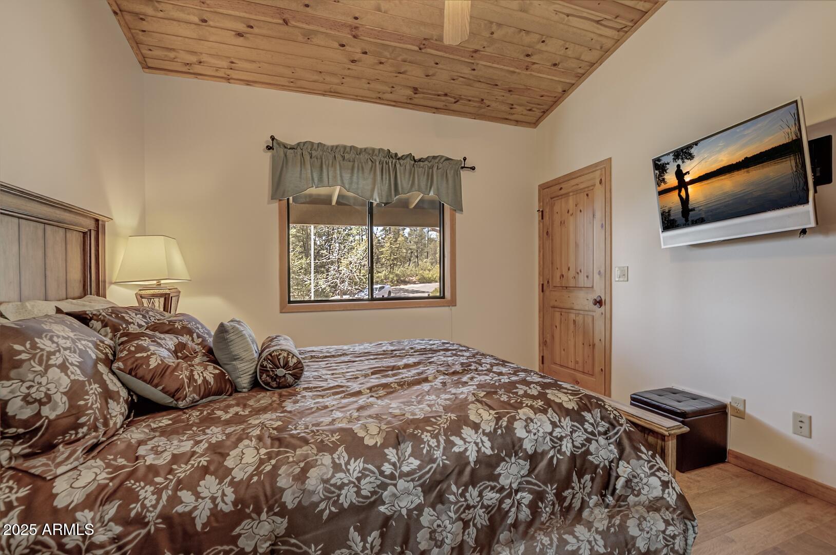 Strawberry Hollow - Residential