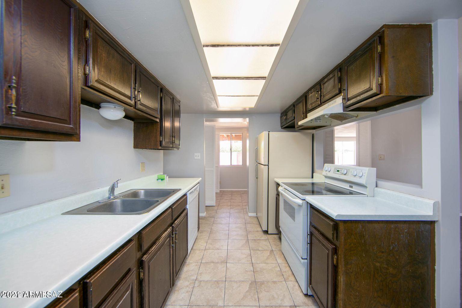 GARDEN CANYON HEIGHTS STRATCOM VILLAGE - Residential