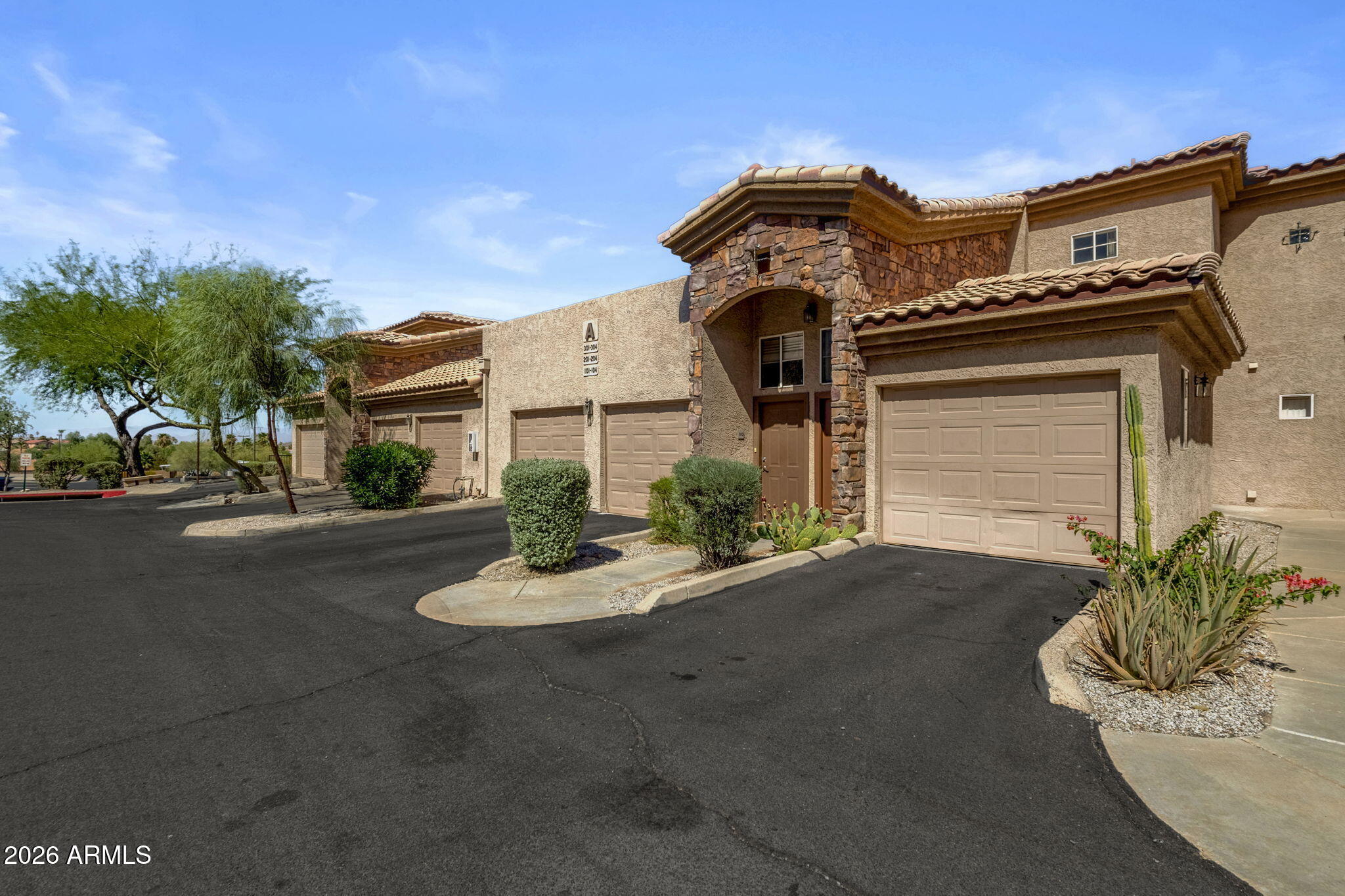 FOUR PEAKS VISTA CONDOMINIUM - Residential