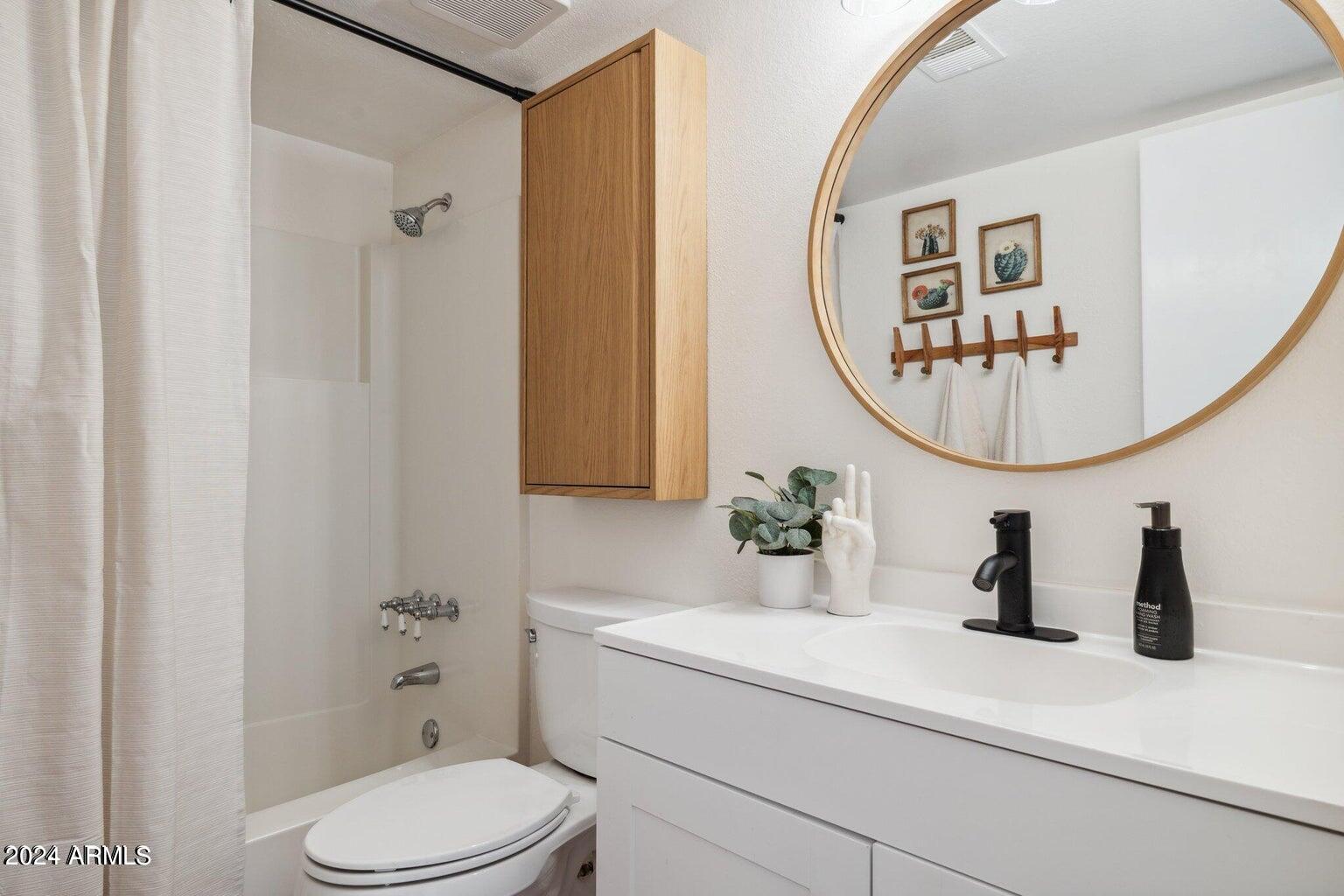 PALO VERDE VILLAS - Residential Lease