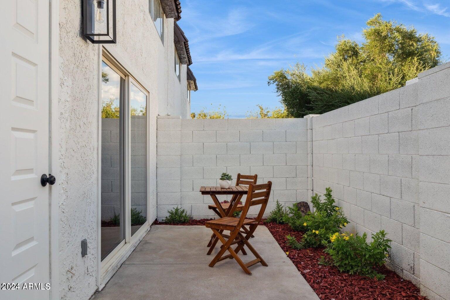 PALO VERDE VILLAS - Residential Lease