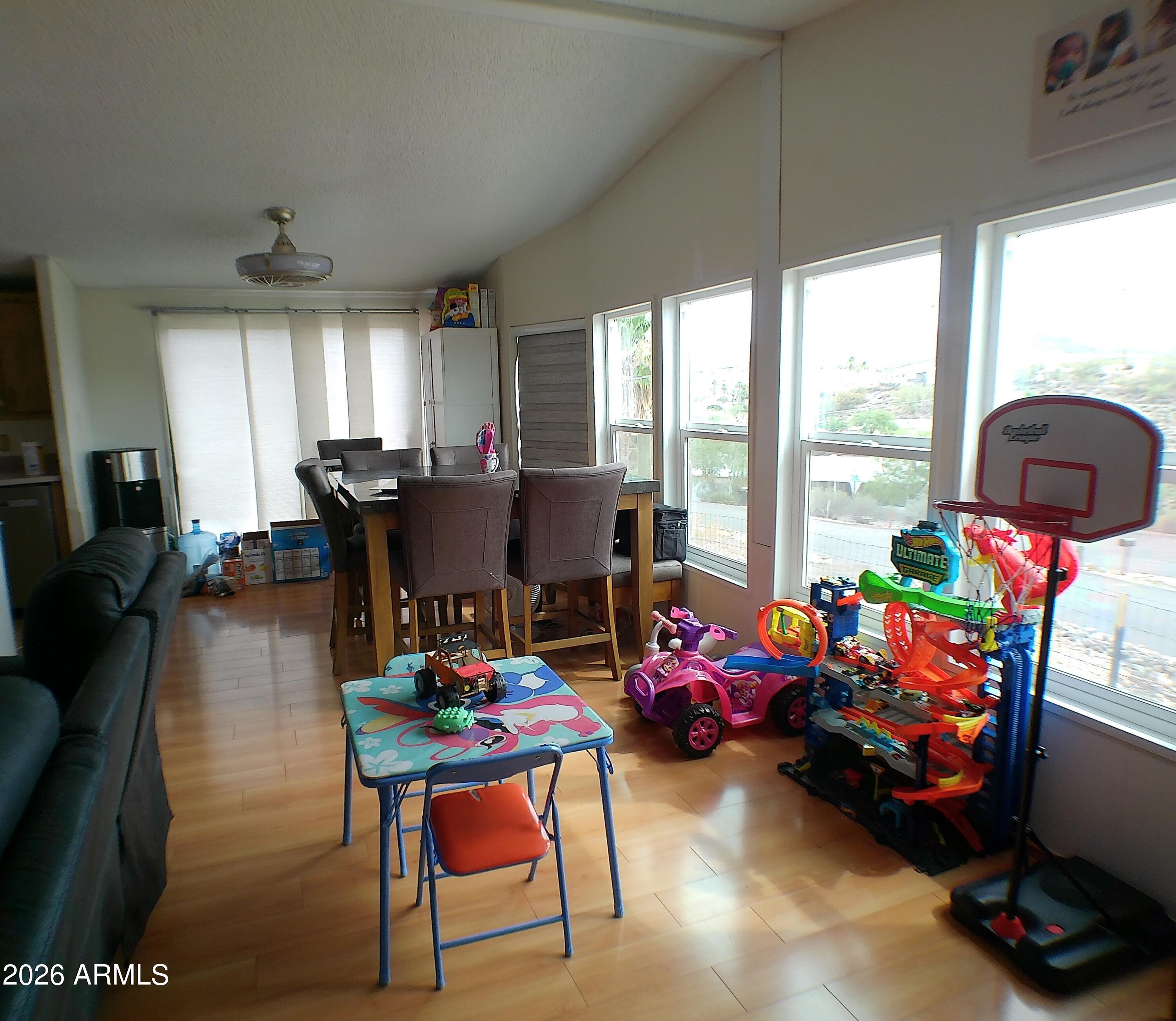 QUEEN VALLEY ESTATES UNIT THREE - Residential