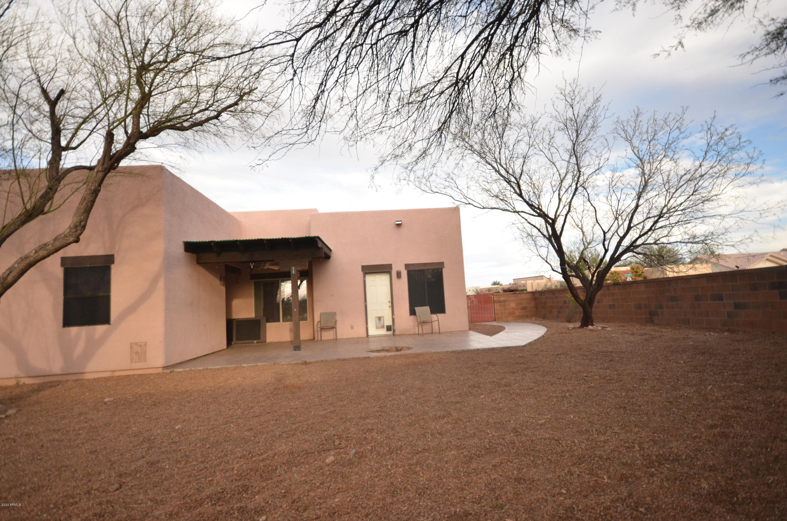 Great home in Mesa Verde Estates!  Perfect for a small family or rental property.  This home features 3 bed, 2 bath and tile throughout.  Spacious lot, short distance to Ft. Huachuca and local amenities.  Great neighborhood!   Call TODAY to schedule a showing!