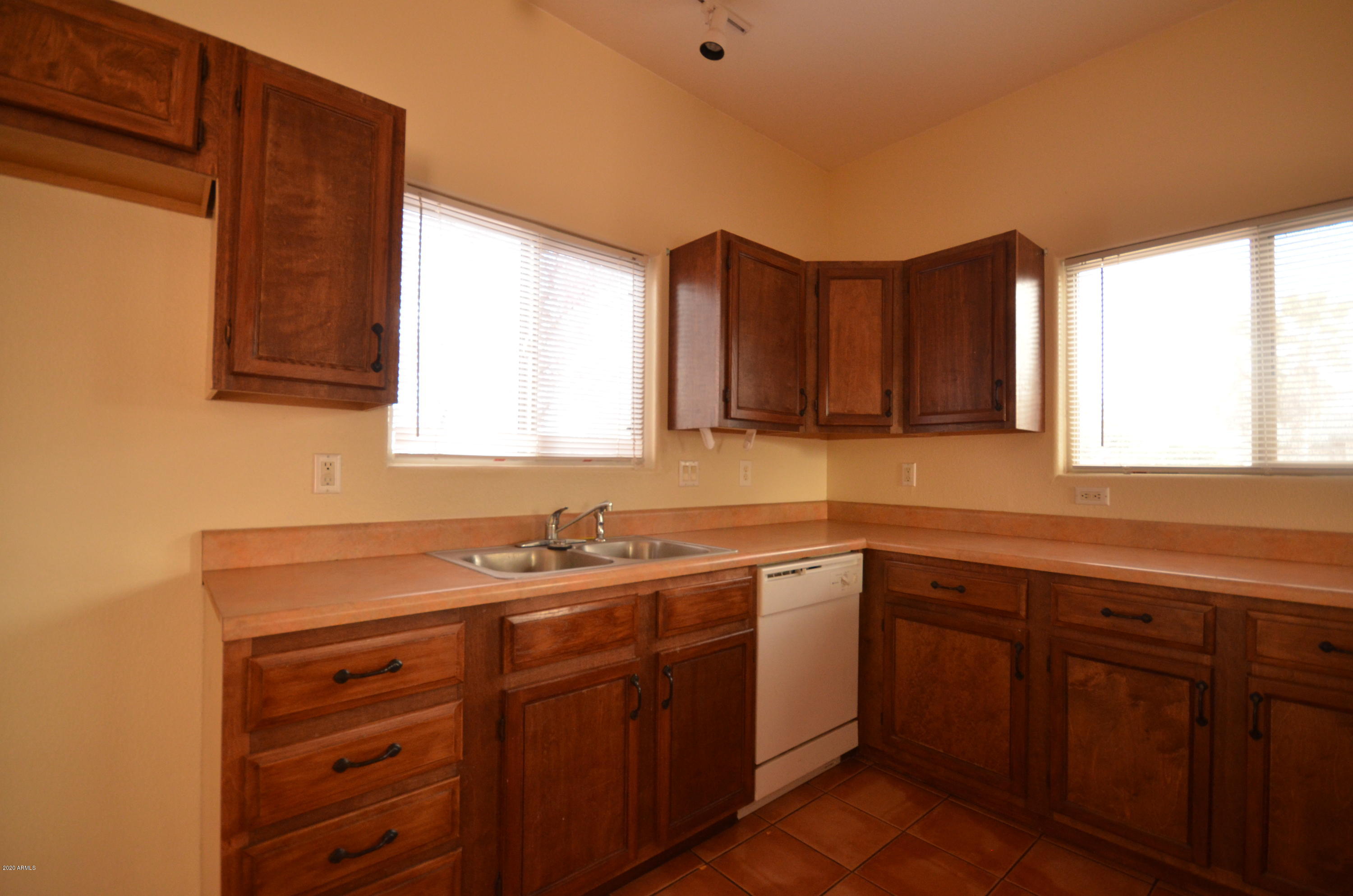 MESA VERDE ESTATES - Residential