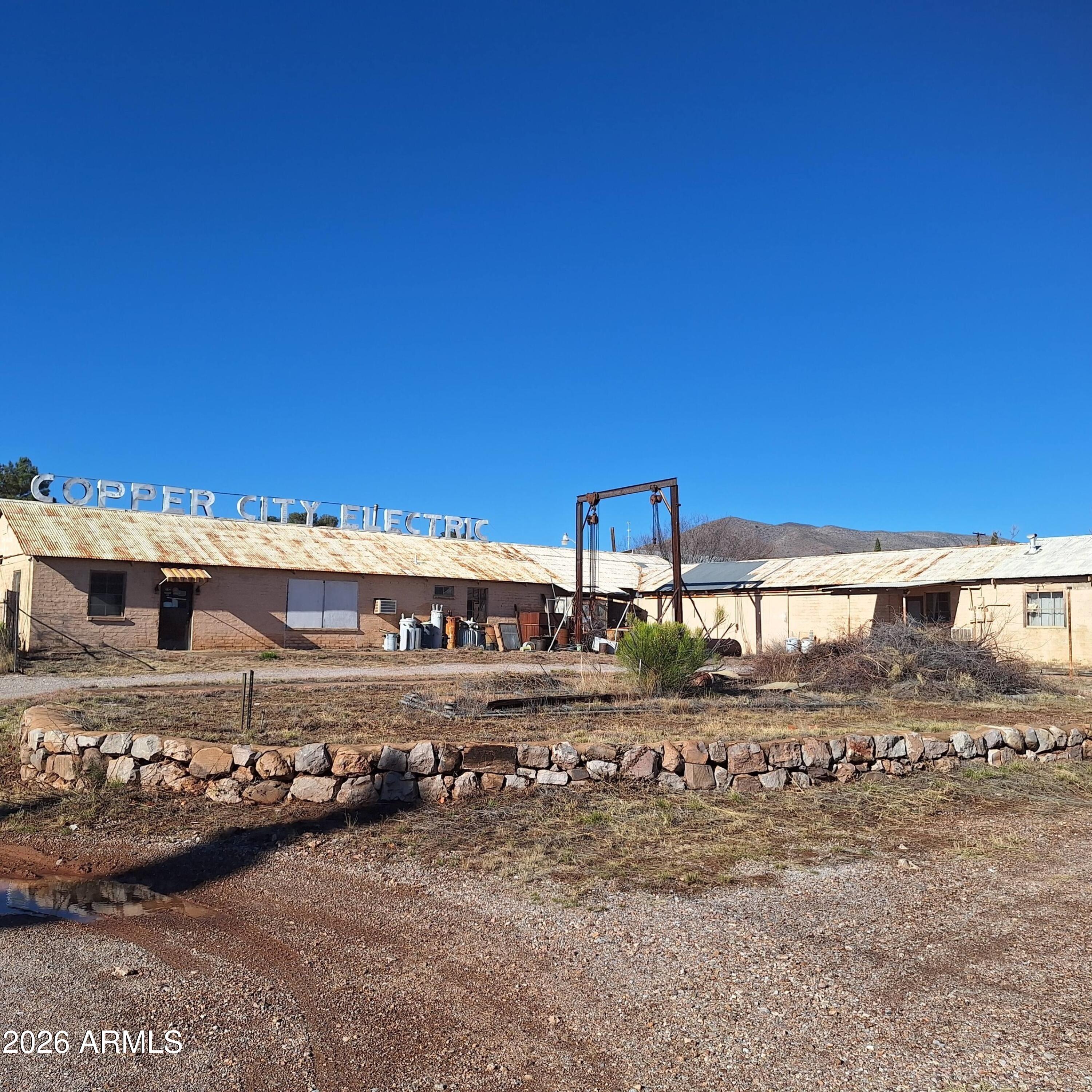 WARREN - Commercial Sale