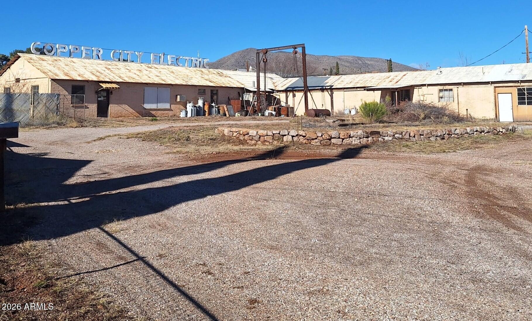 WARREN - Commercial Sale
