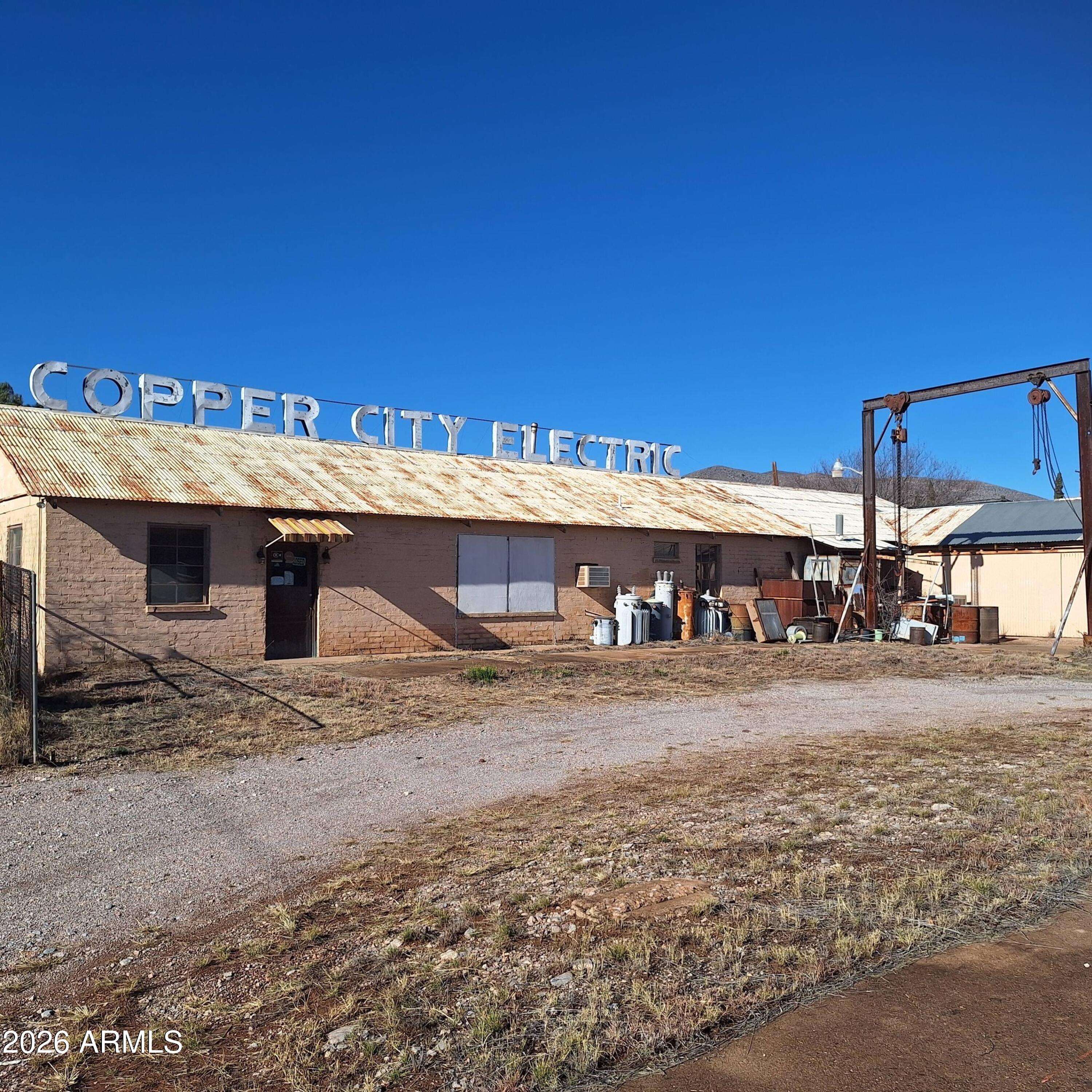 WARREN - Commercial Sale