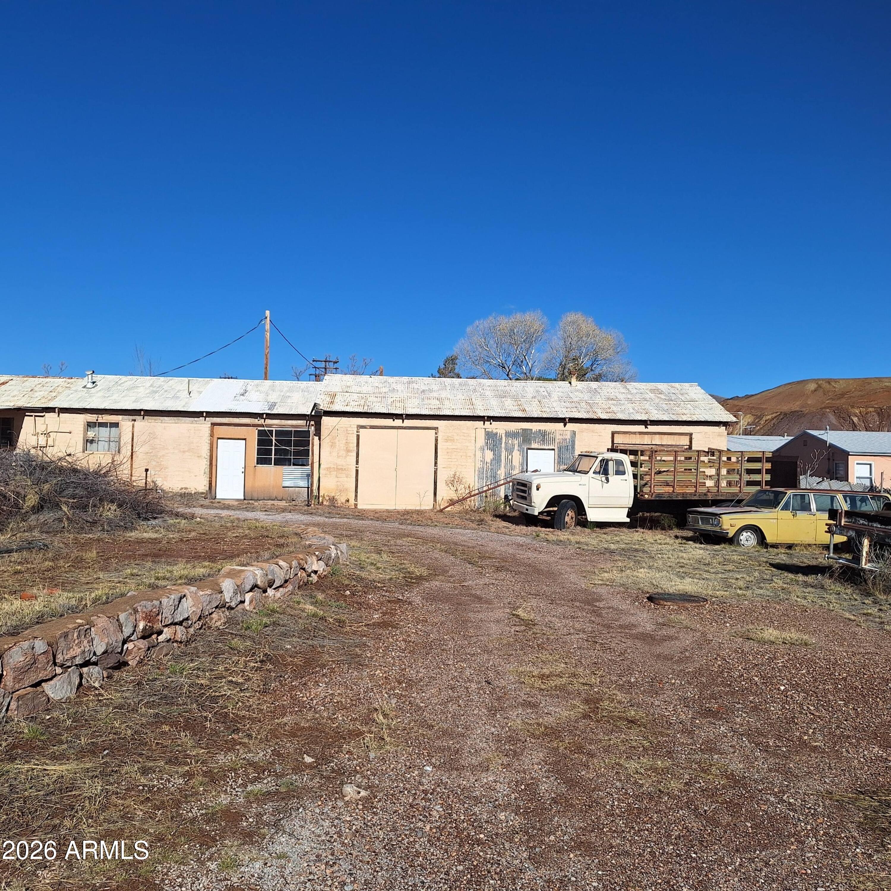 WARREN - Commercial Sale