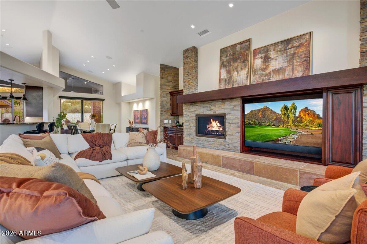 Estancia - Residential