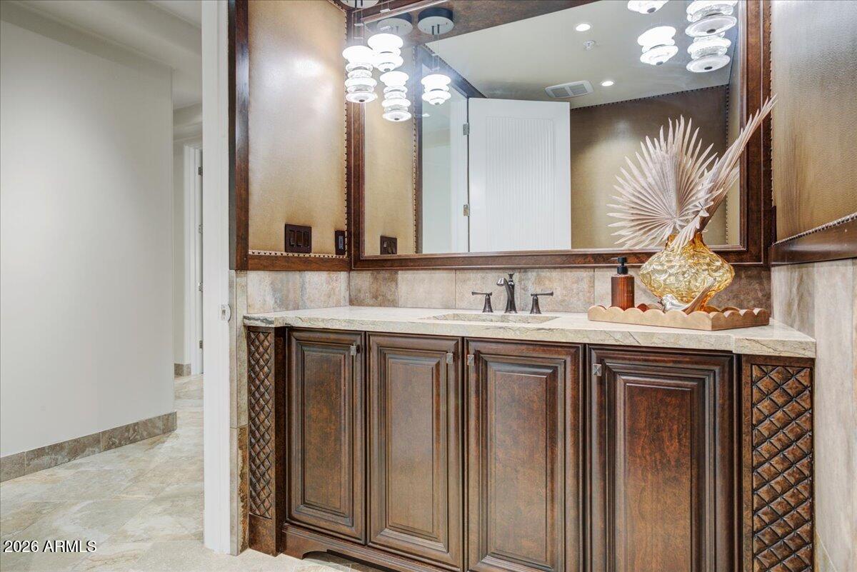 Estancia - Residential