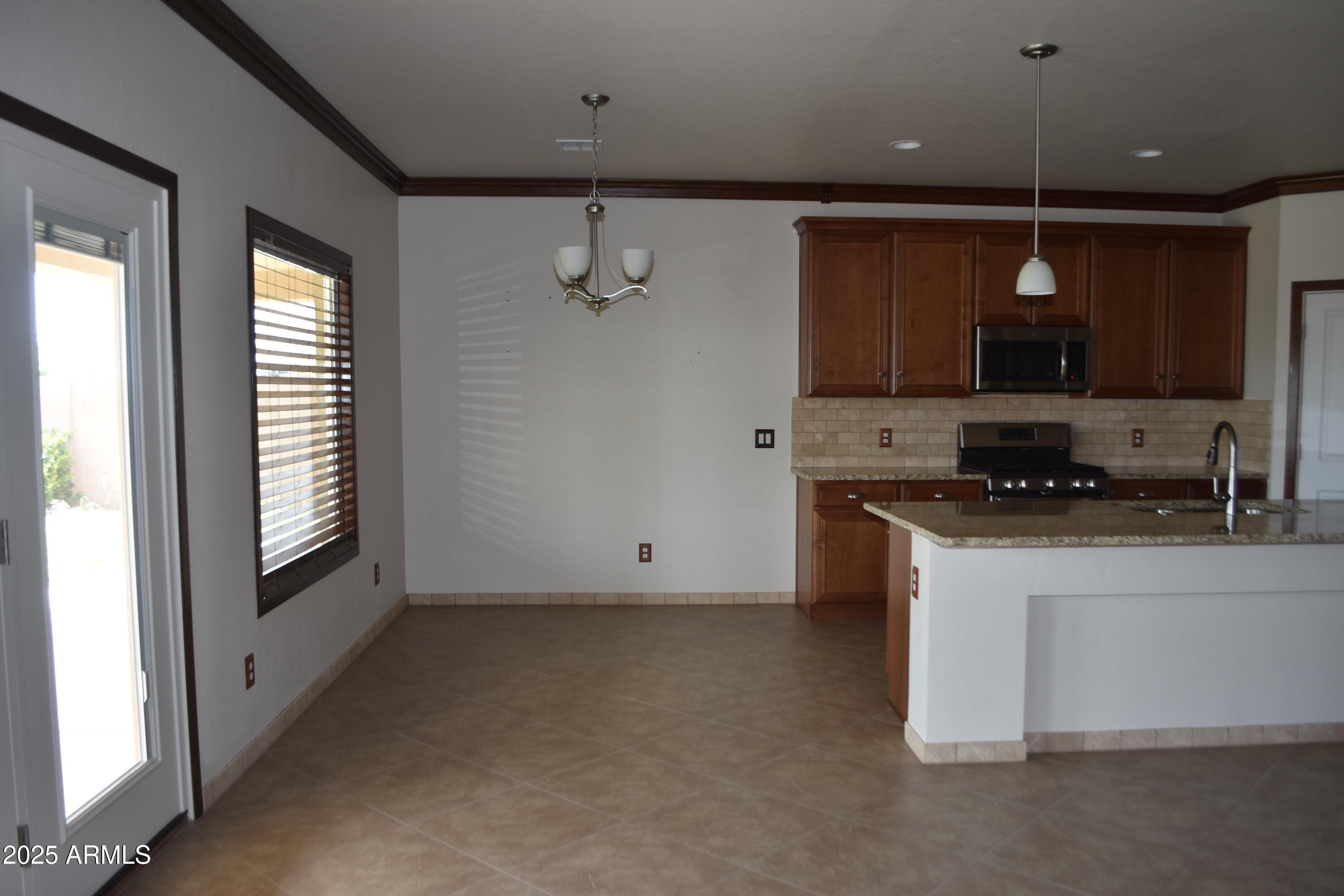 Mesa Verde Estate - Residential