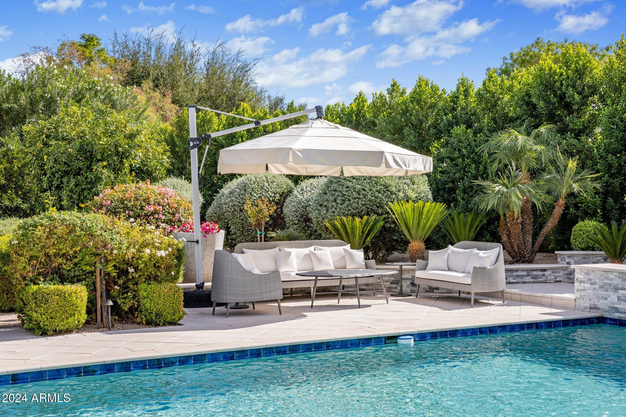 KENSINGTON ESTATES LOT 1 & 2 REPLAT - Residential