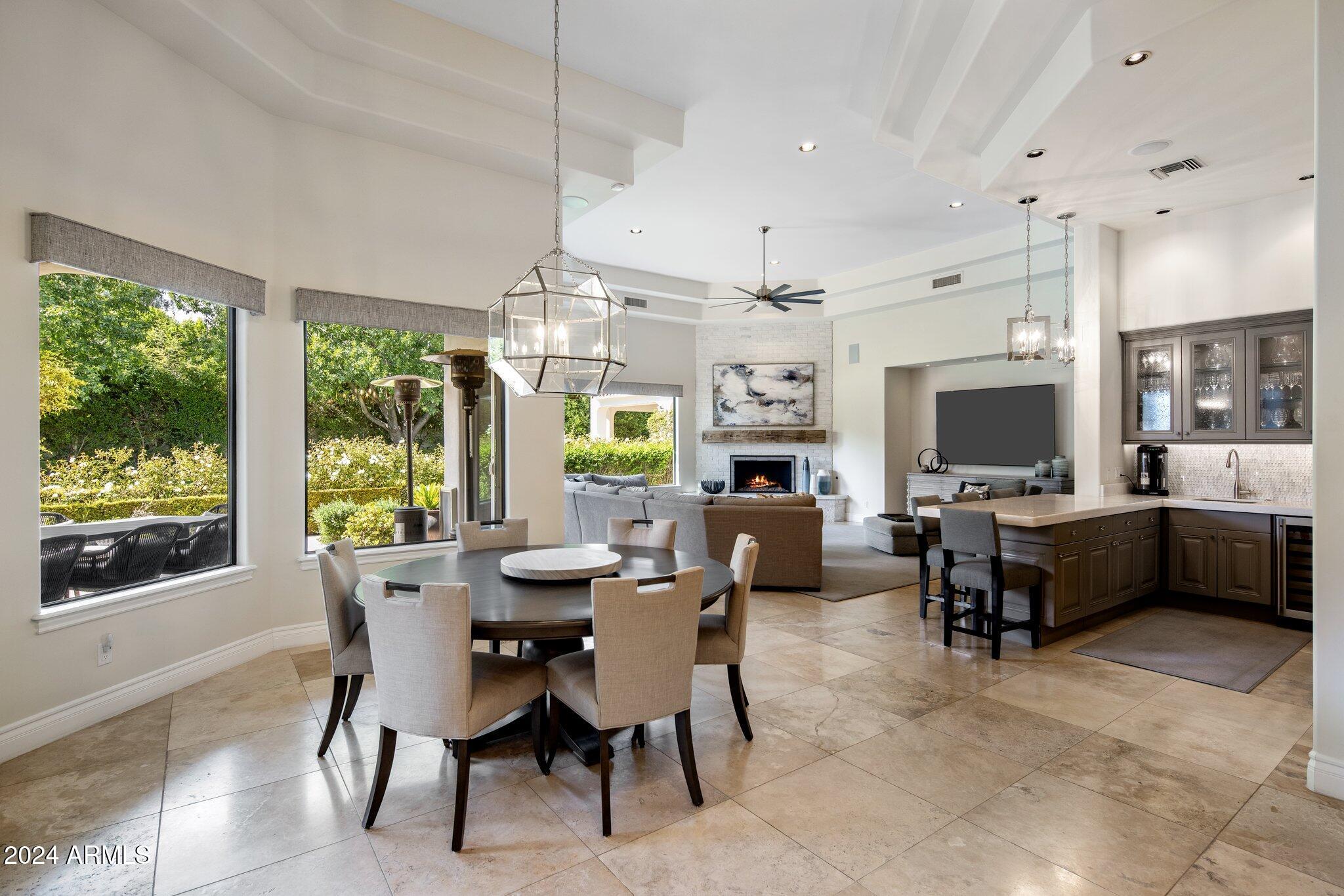 KENSINGTON ESTATES LOT 1 & 2 REPLAT - Residential