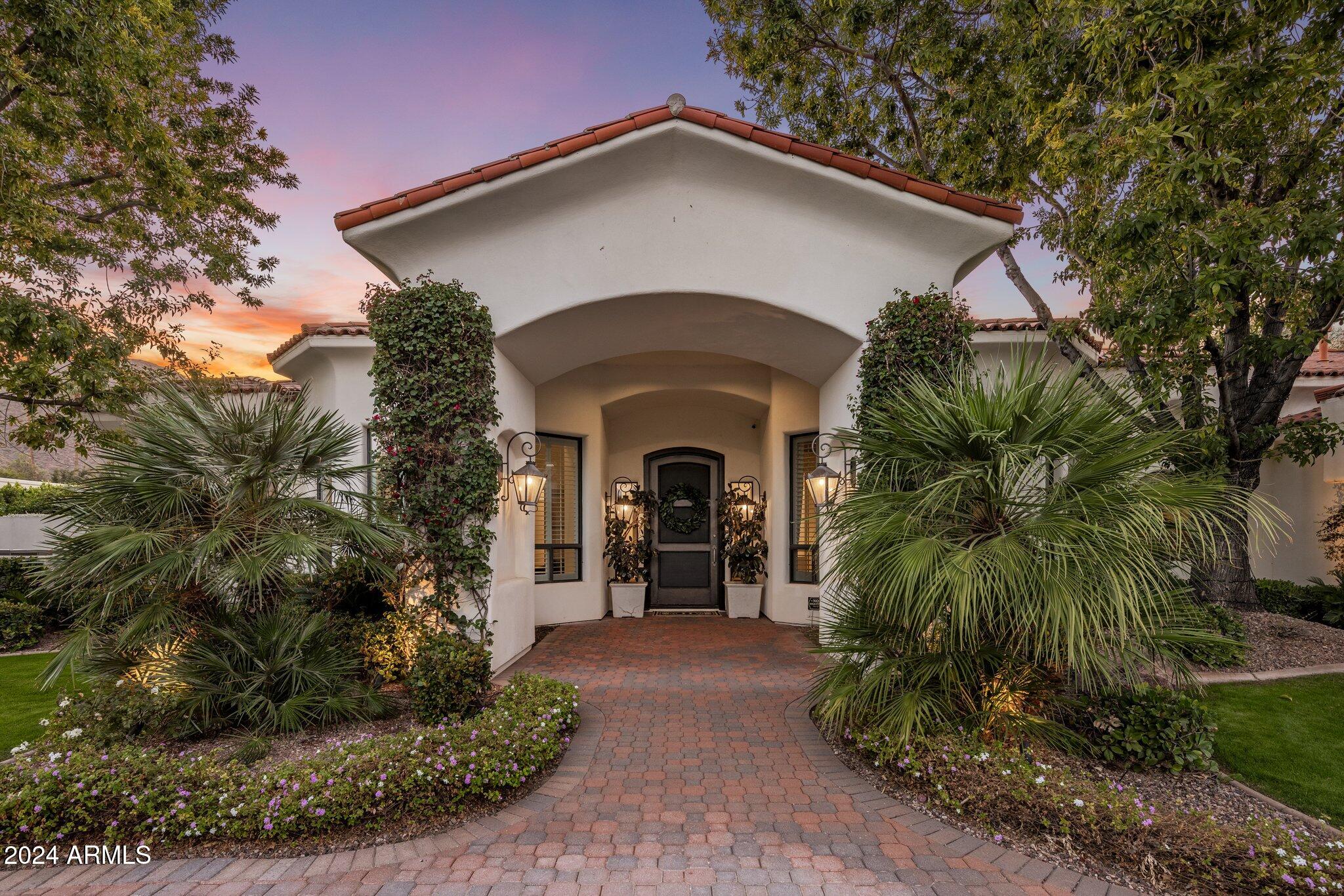 KENSINGTON ESTATES LOT 1 & 2 REPLAT - Residential