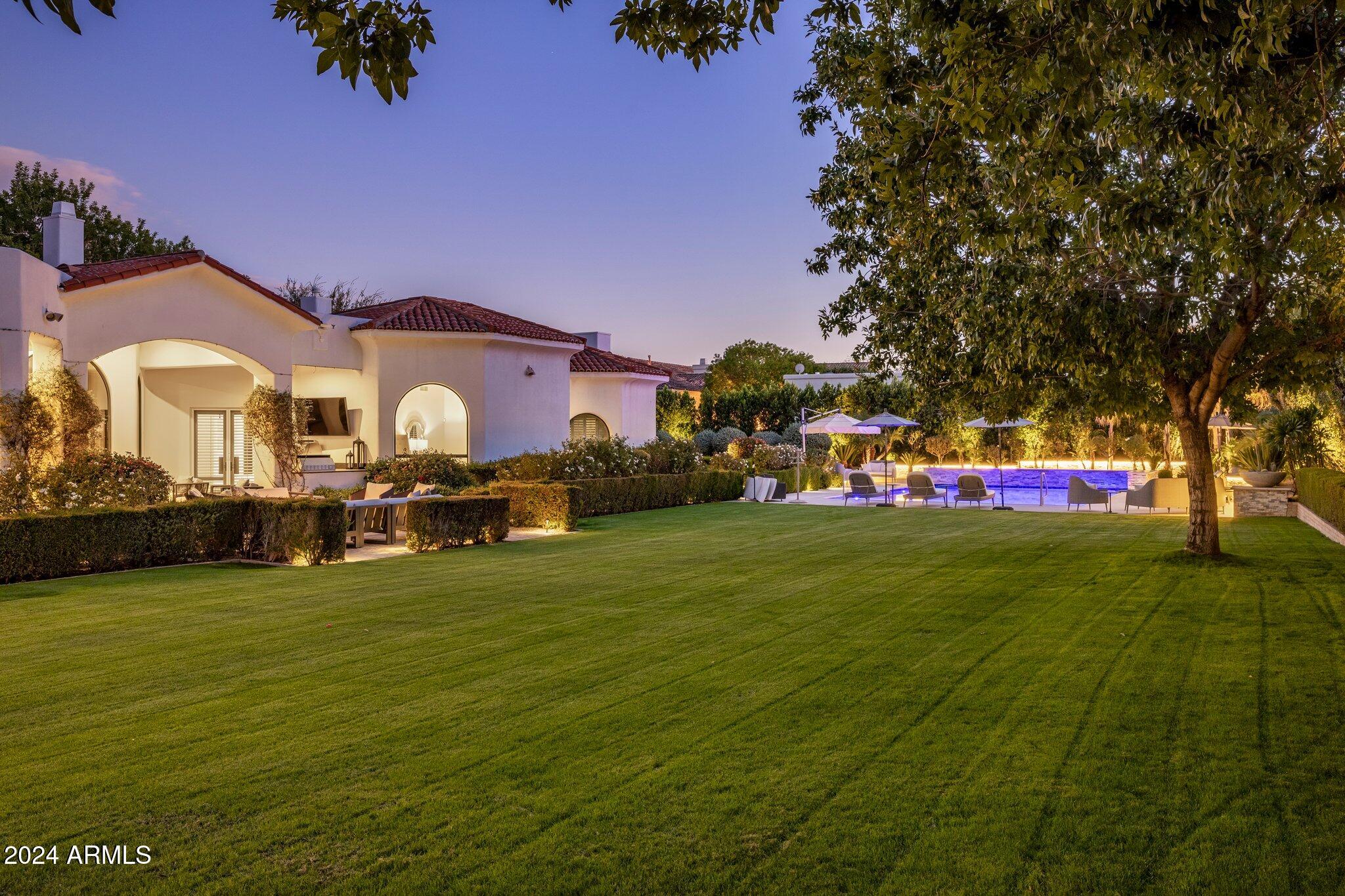 KENSINGTON ESTATES LOT 1 & 2 REPLAT - Residential