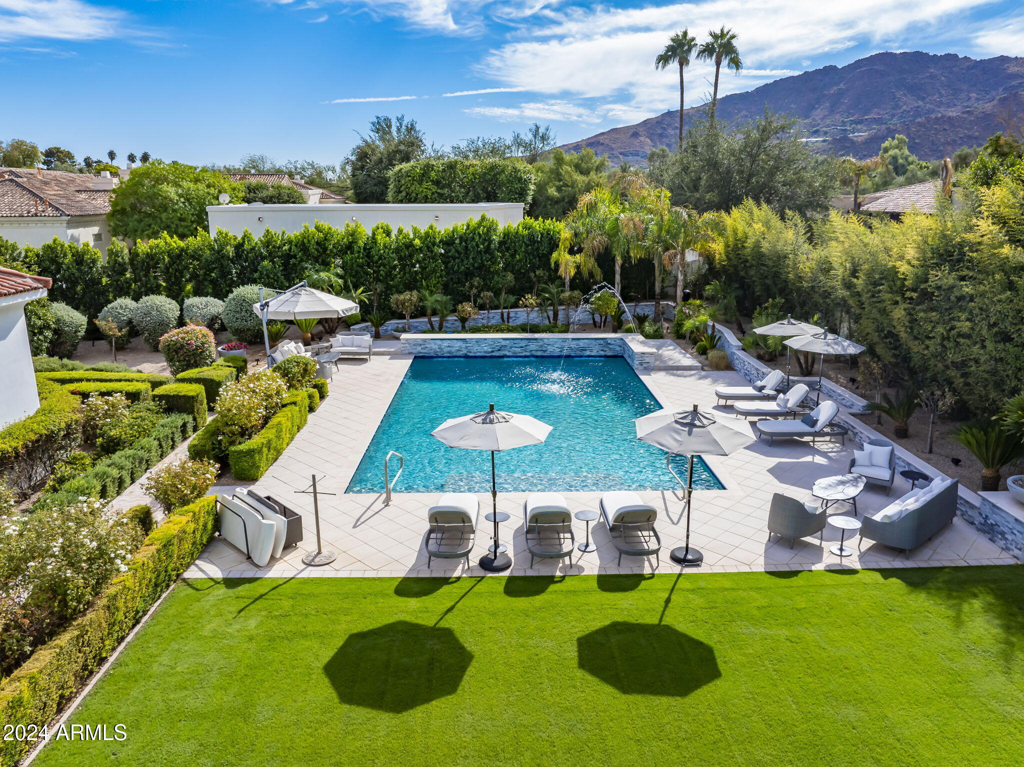KENSINGTON ESTATES LOT 1 & 2 REPLAT - Residential