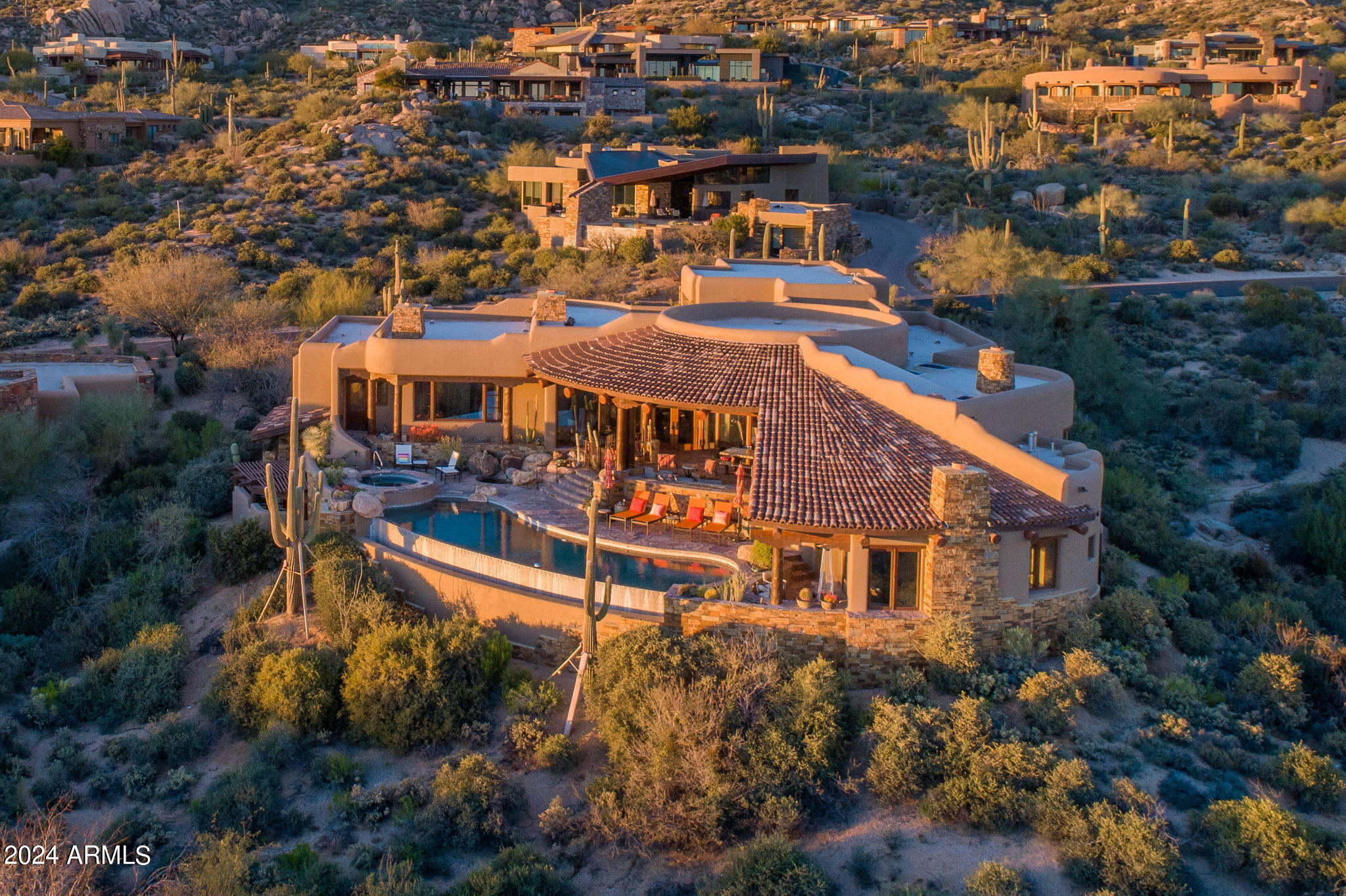 DESERT MOUNTAIN - Residential