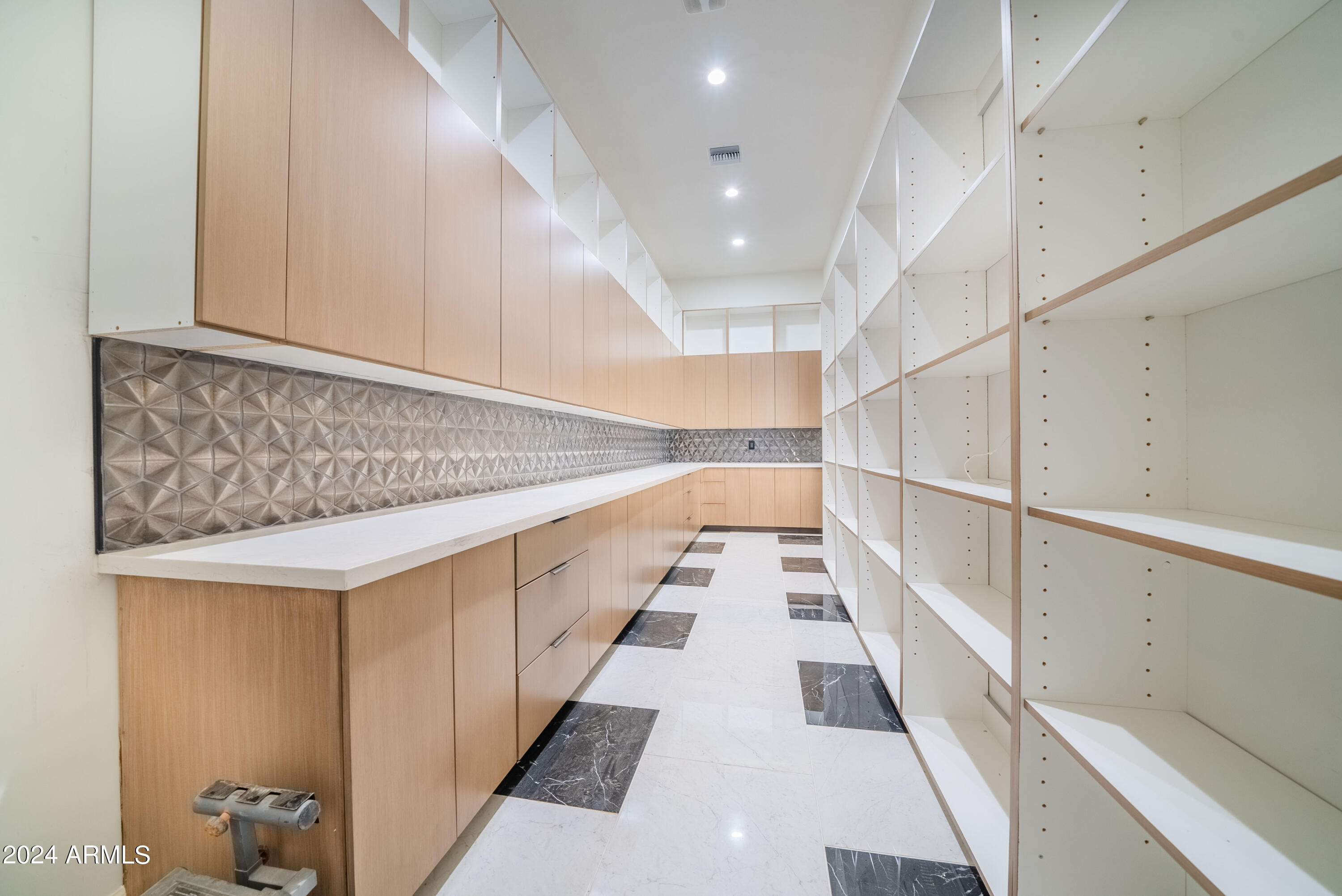 HHB HEIGHTS AMD - Residential