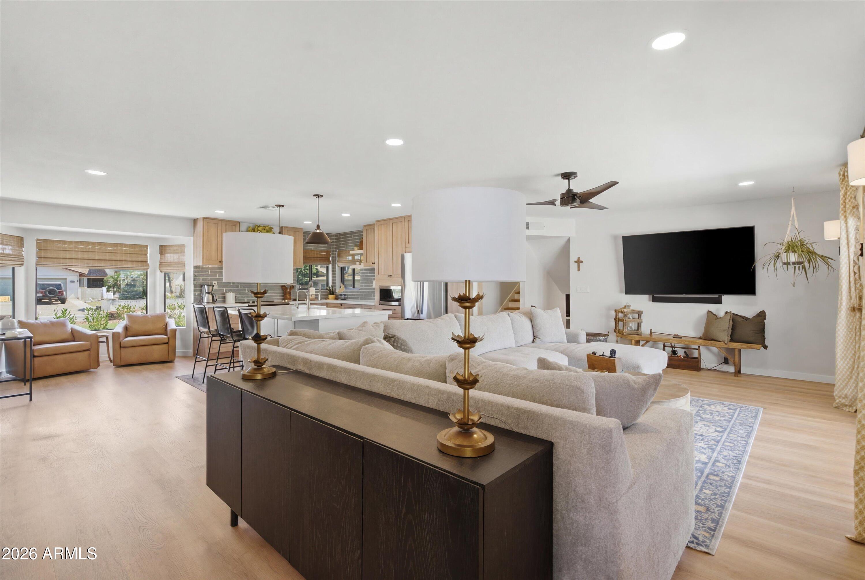 SUNBURST FARMS 21 - Residential