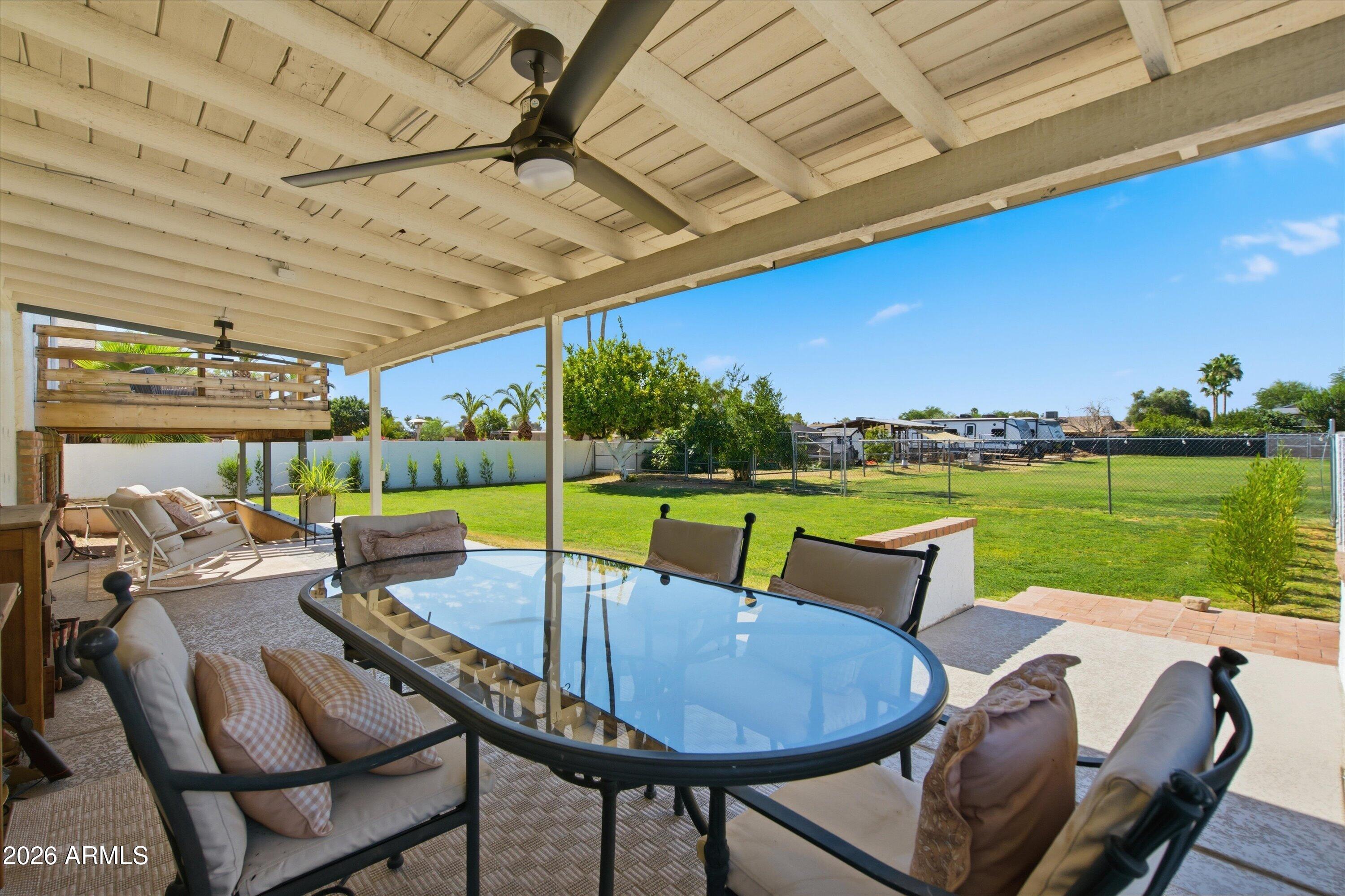 SUNBURST FARMS 21 - Residential