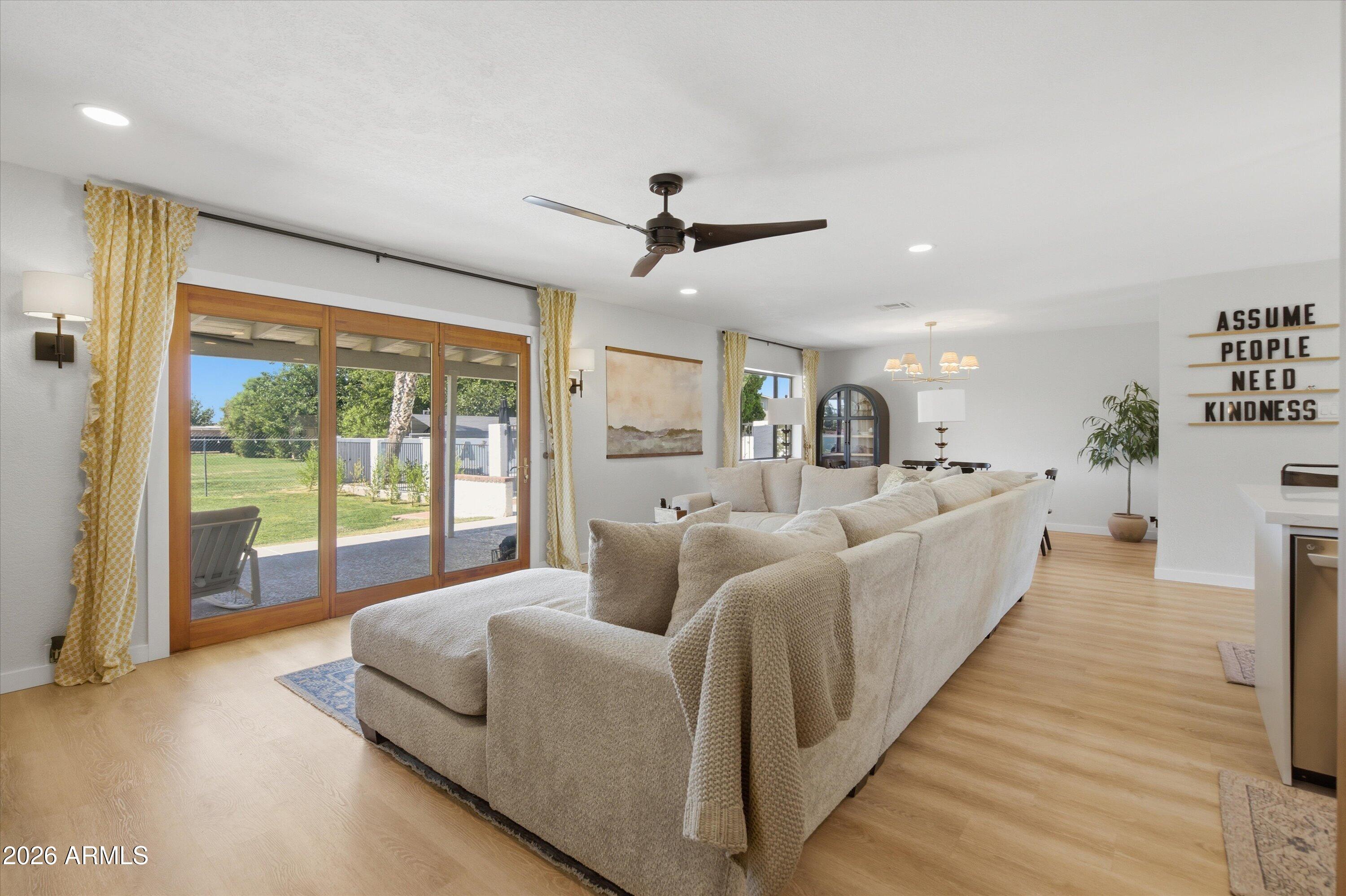 SUNBURST FARMS 21 - Residential