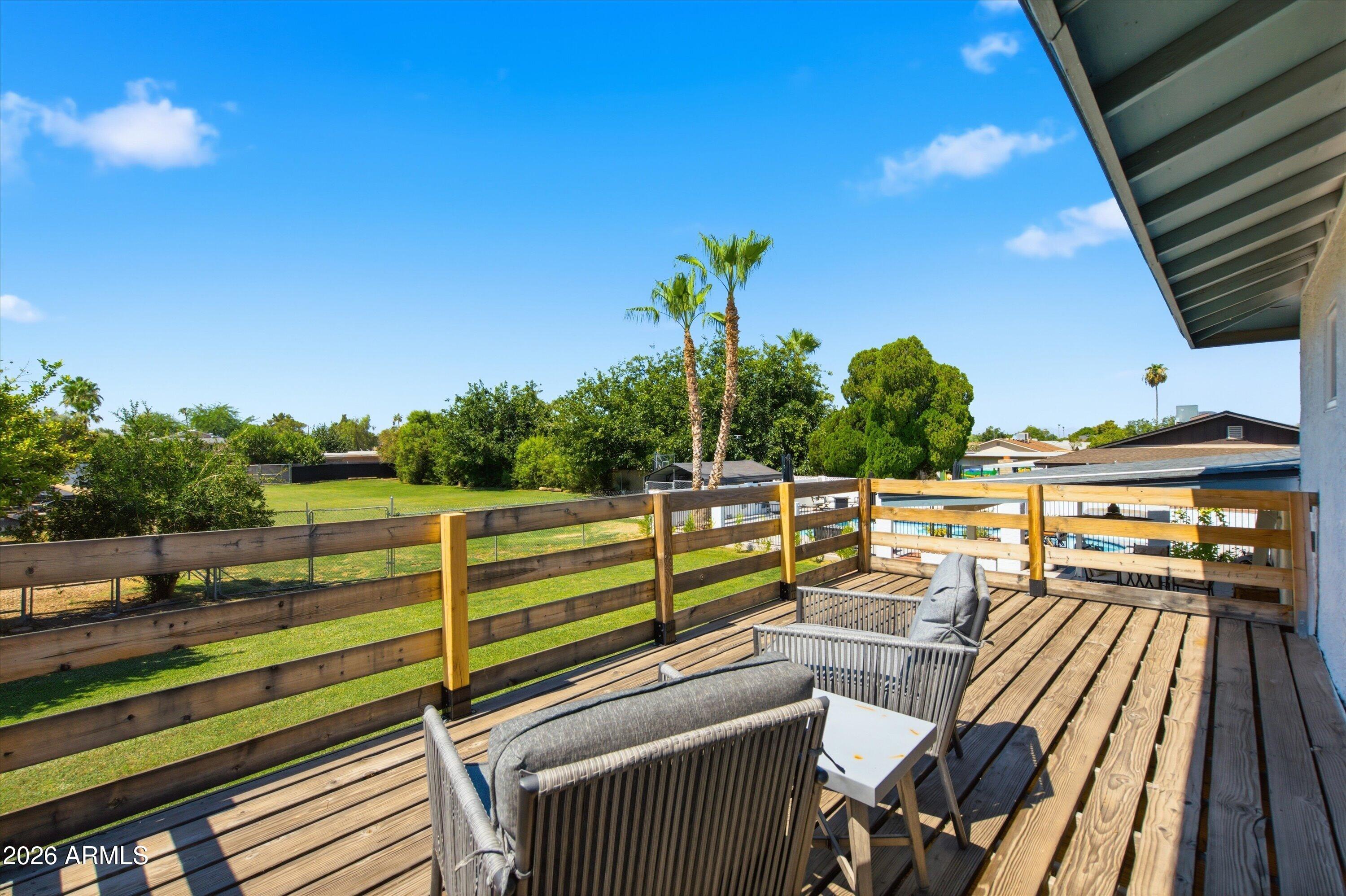 SUNBURST FARMS 21 - Residential
