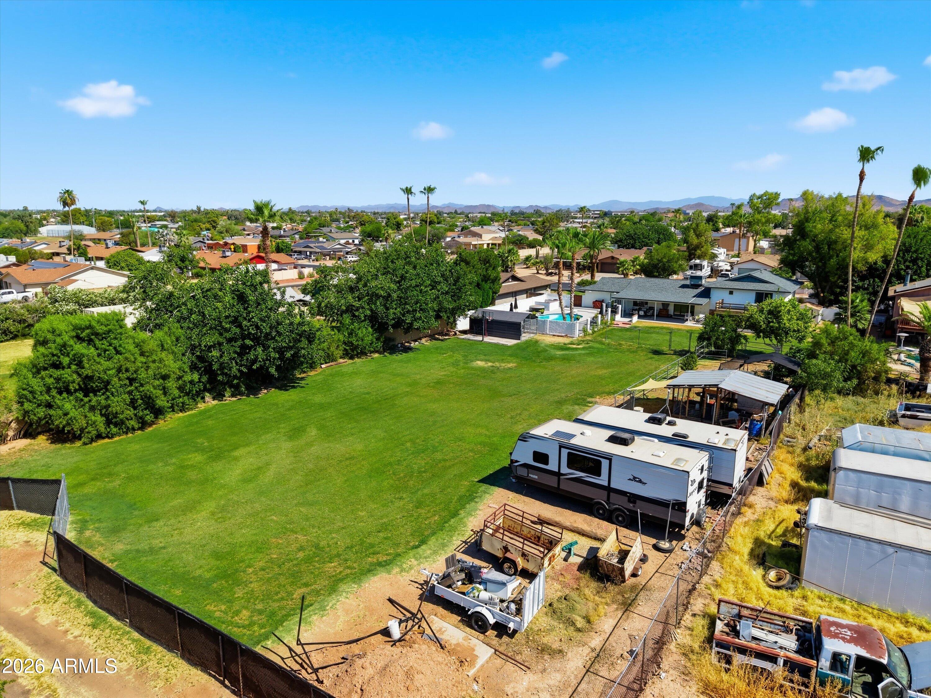 SUNBURST FARMS 21 - Residential