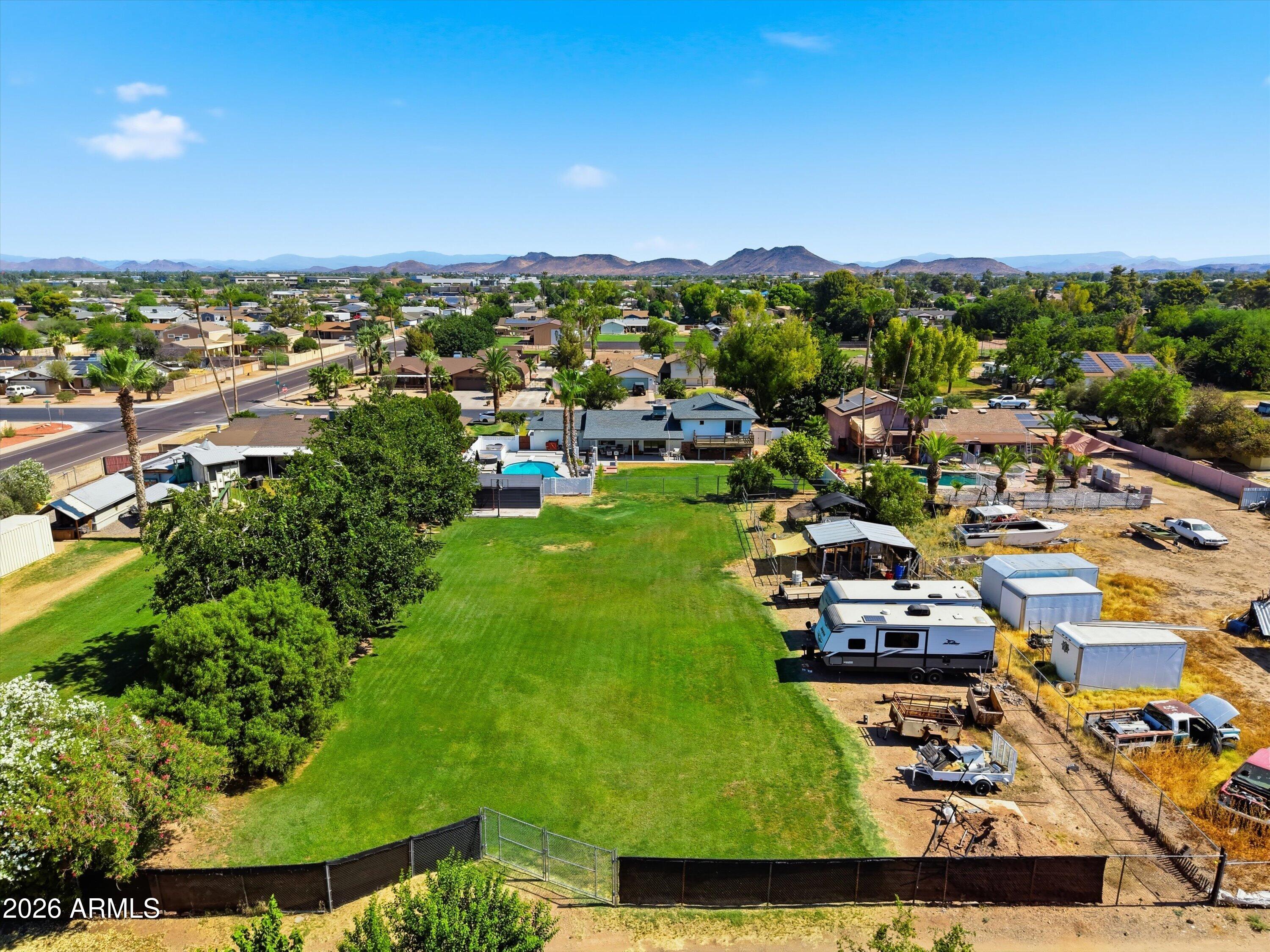 SUNBURST FARMS 21 - Residential