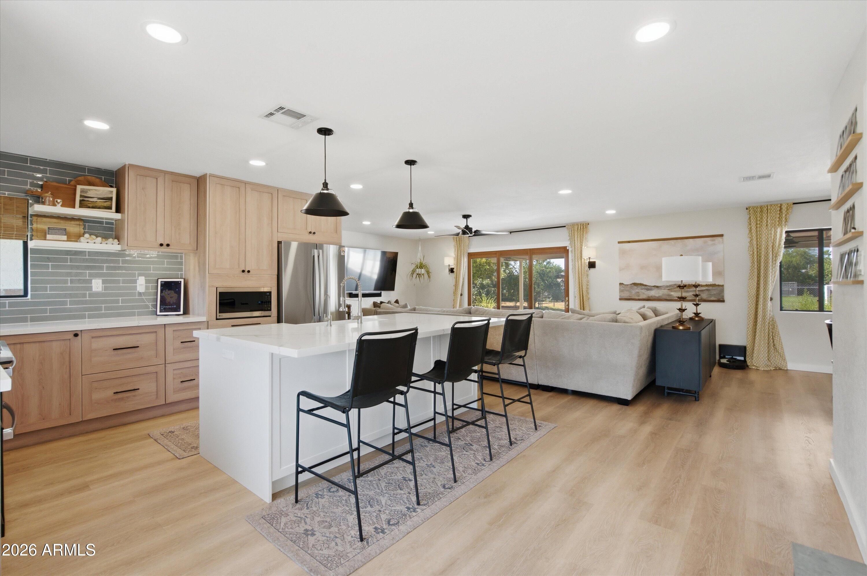SUNBURST FARMS 21 - Residential