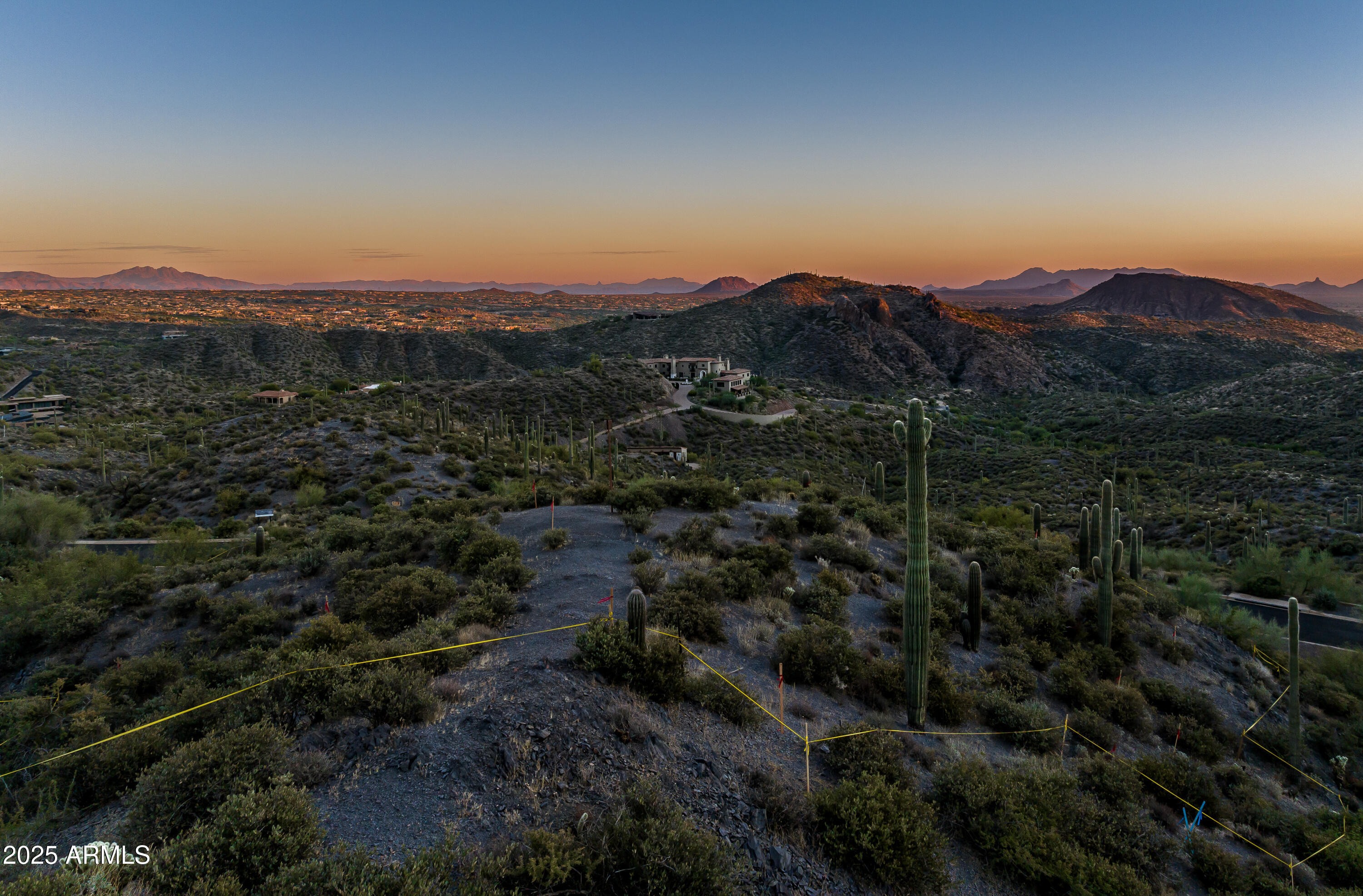 DESERT MOUNTAIN - Land