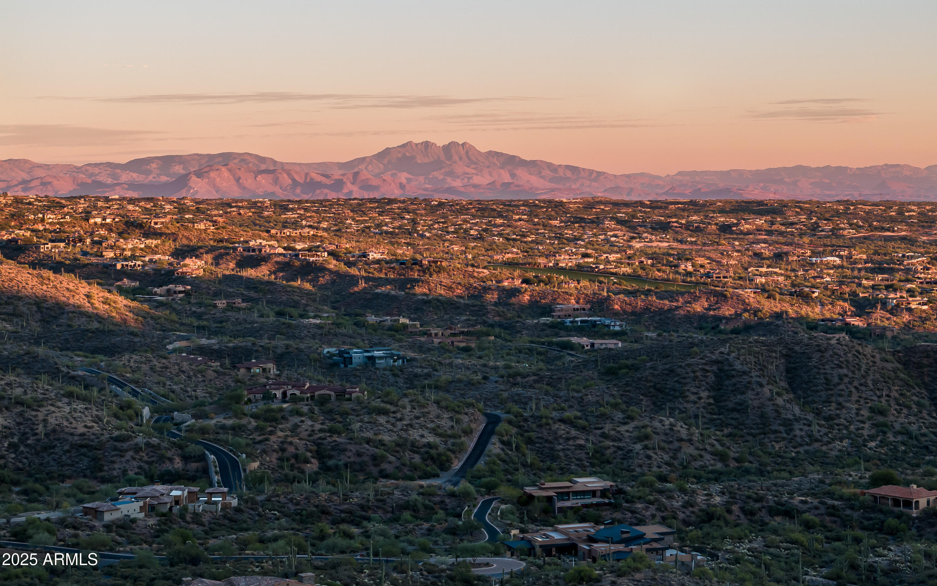 DESERT MOUNTAIN - Land