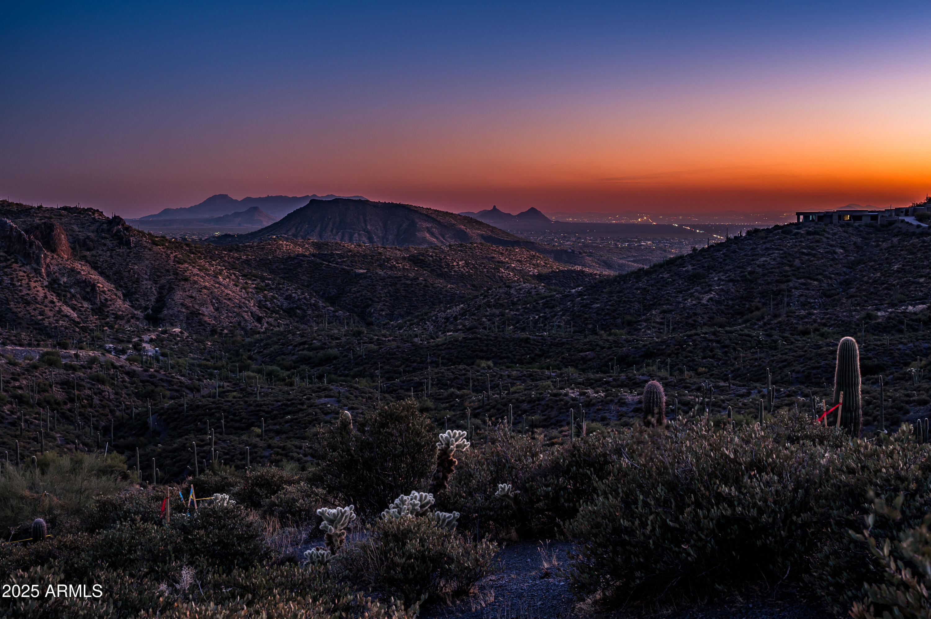 DESERT MOUNTAIN - Land