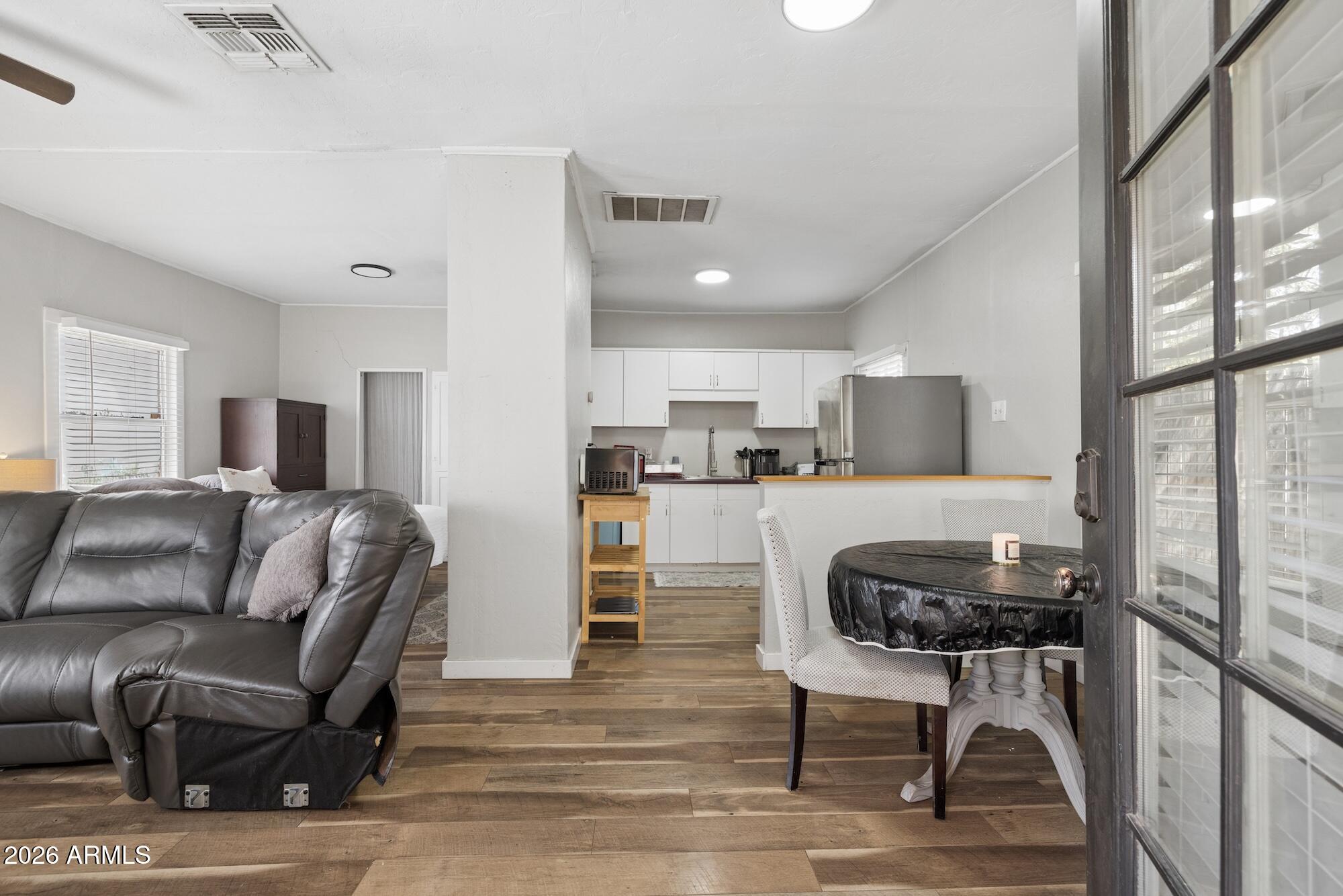PHOENICIA - Residential