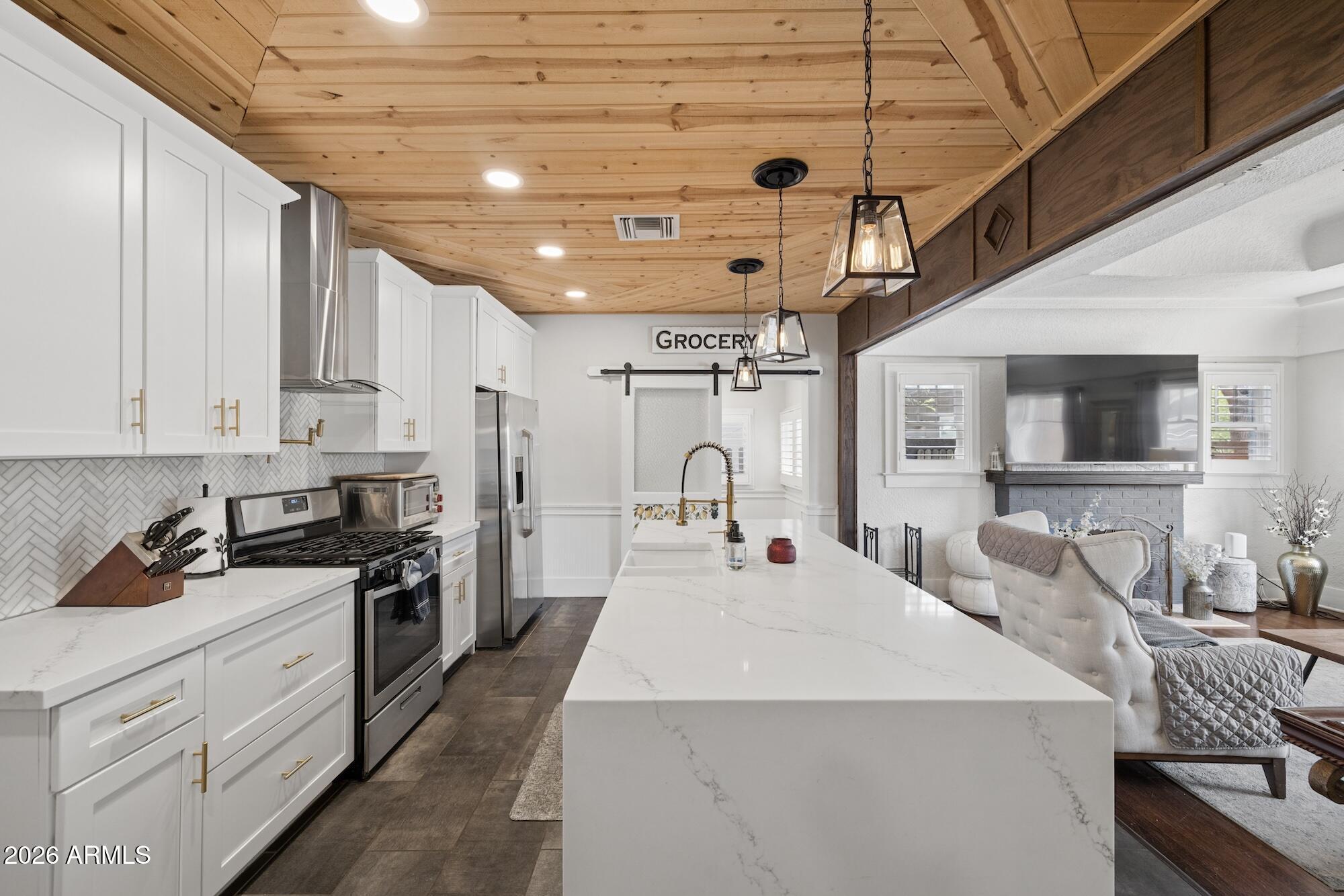 PHOENICIA - Residential