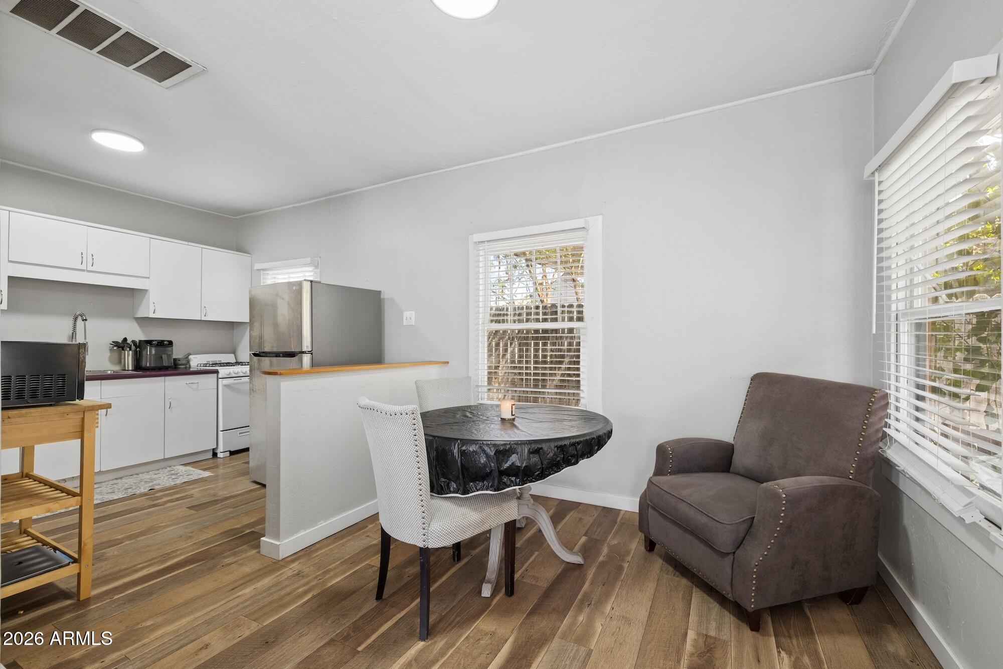 PHOENICIA - Residential