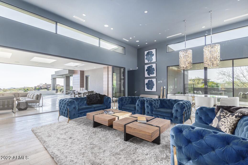 Mirabel Club - Residential