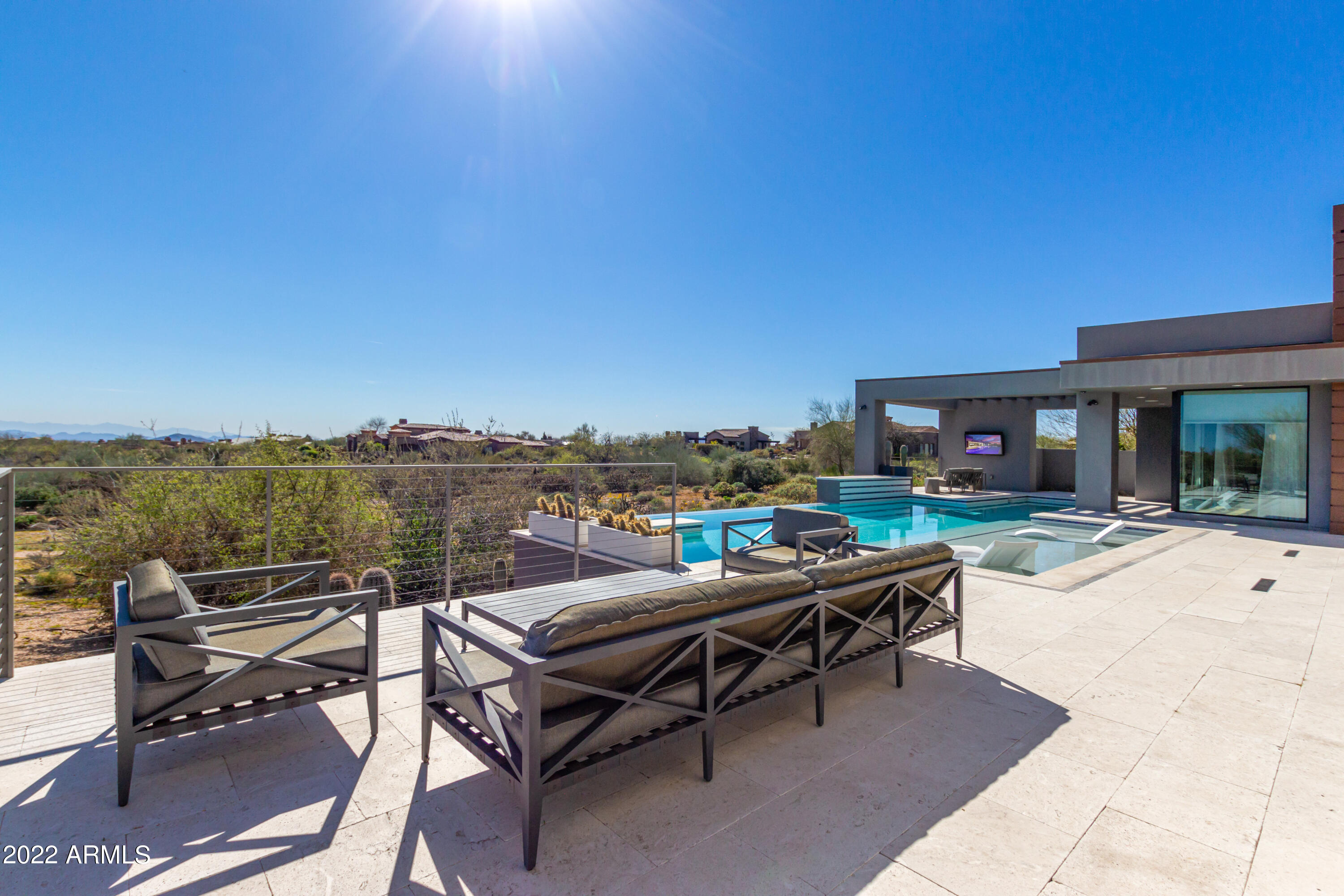 Mirabel Club - Residential
