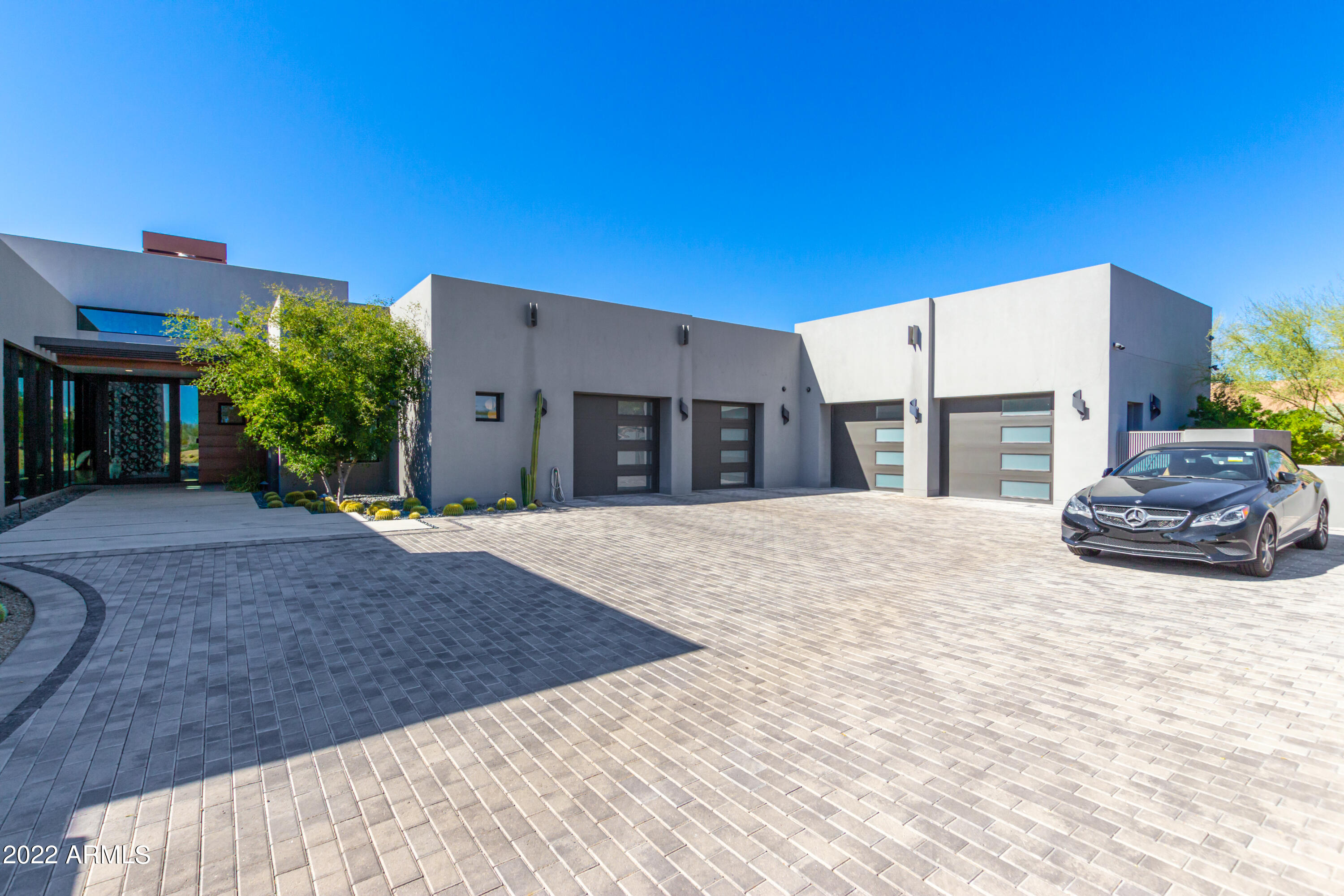 Mirabel Club - Residential