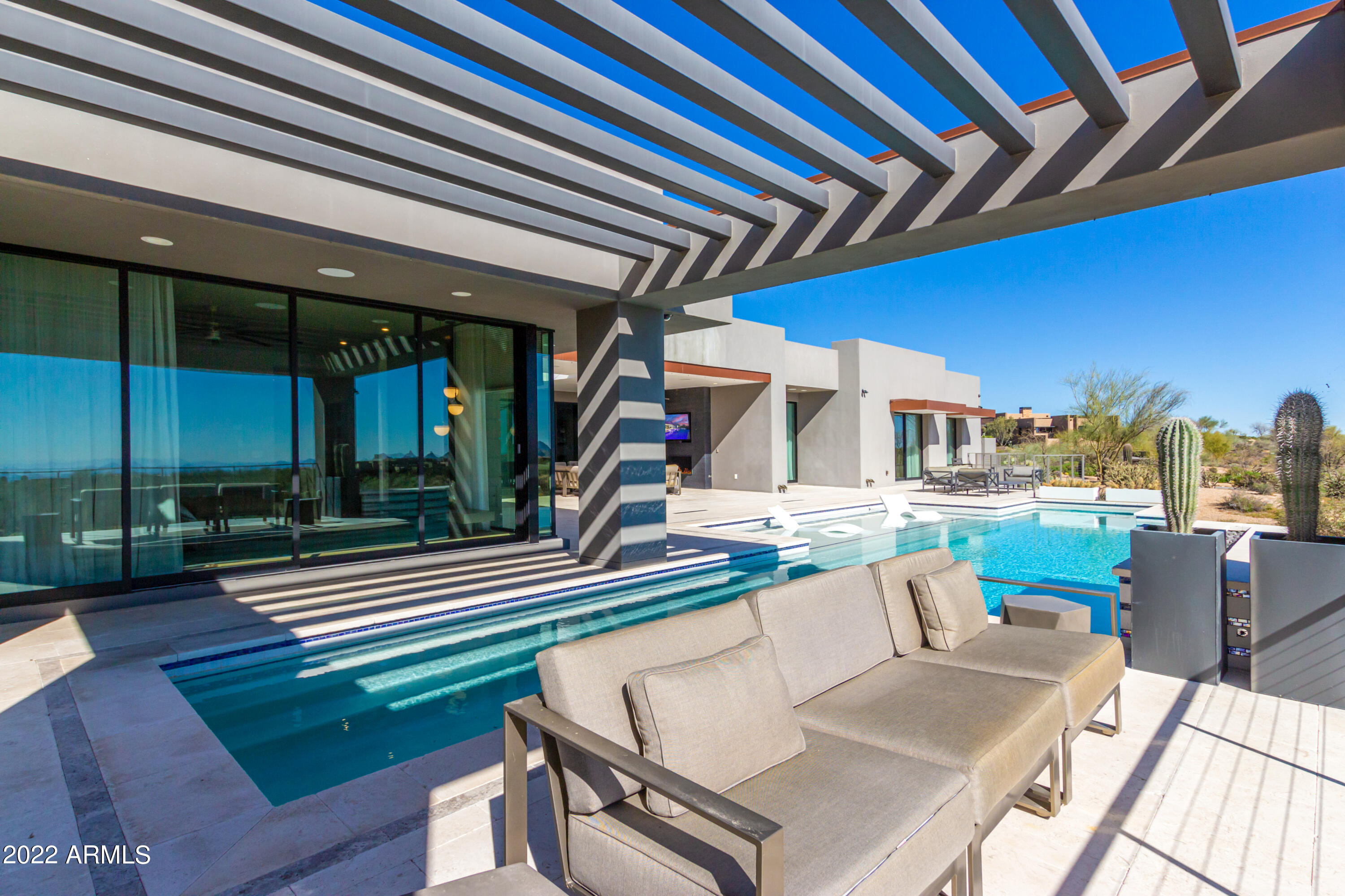 Mirabel Club - Residential