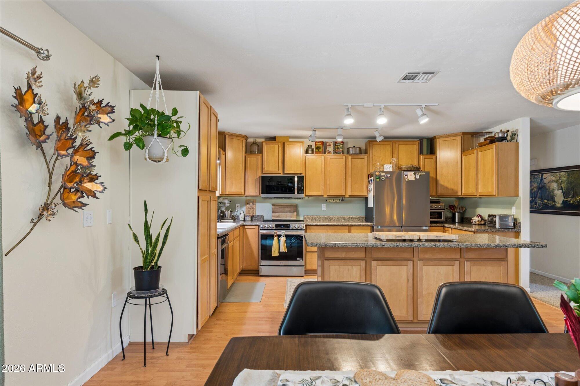 RIDGEWAY ESTATES - Residential
