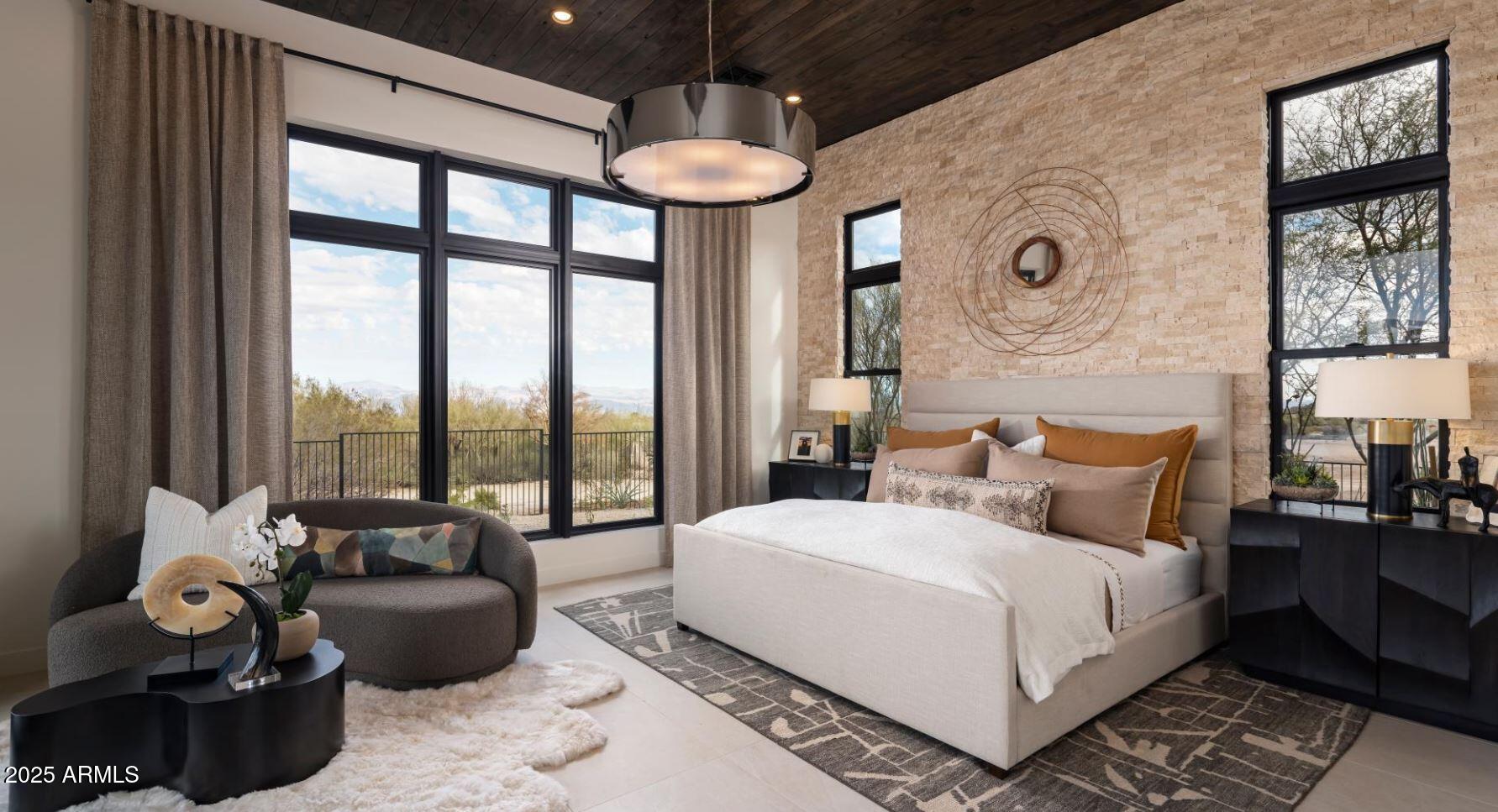 MCDOWELL MOUNTAIN MANOR - Residential