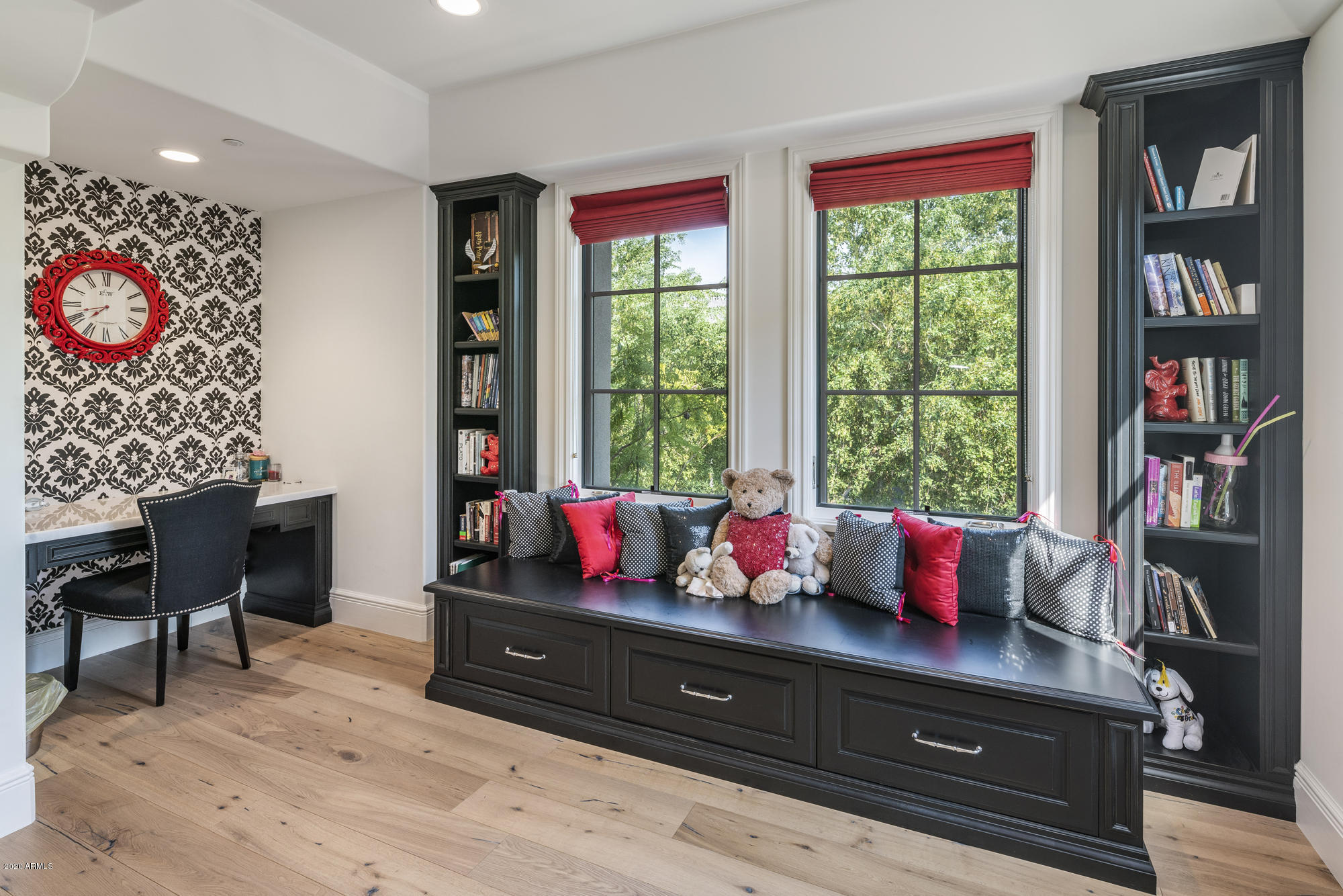 SILVERLEAF AT DC RANCH PARCEL T7 - Residential