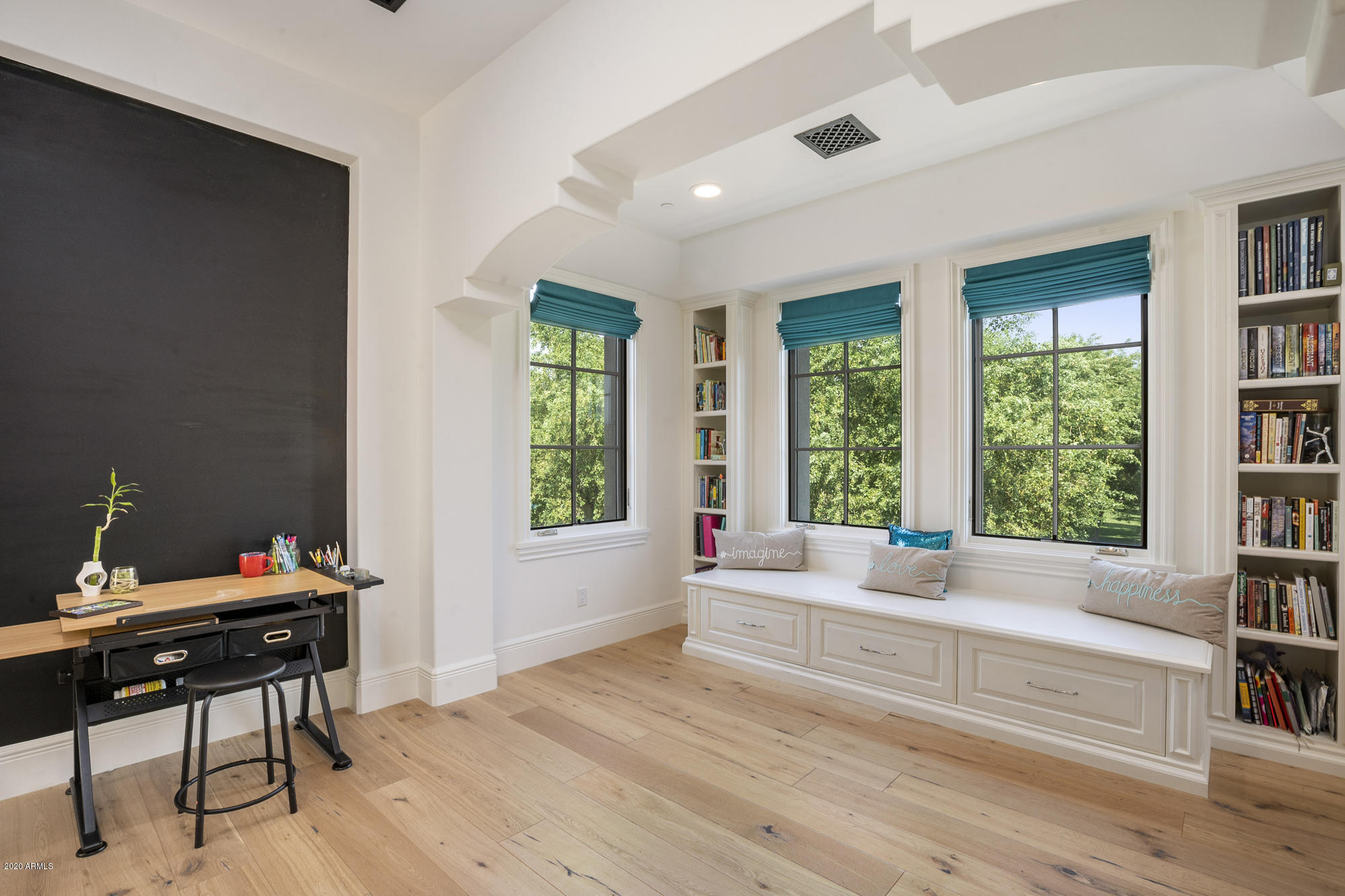 SILVERLEAF AT DC RANCH PARCEL T7 - Residential