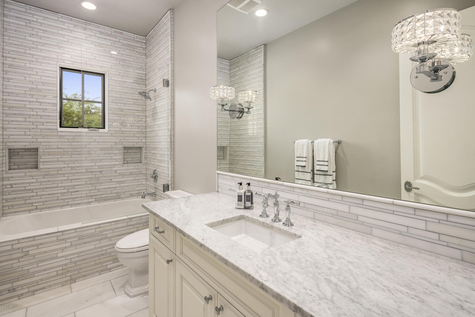 SILVERLEAF AT DC RANCH PARCEL T7 - Residential